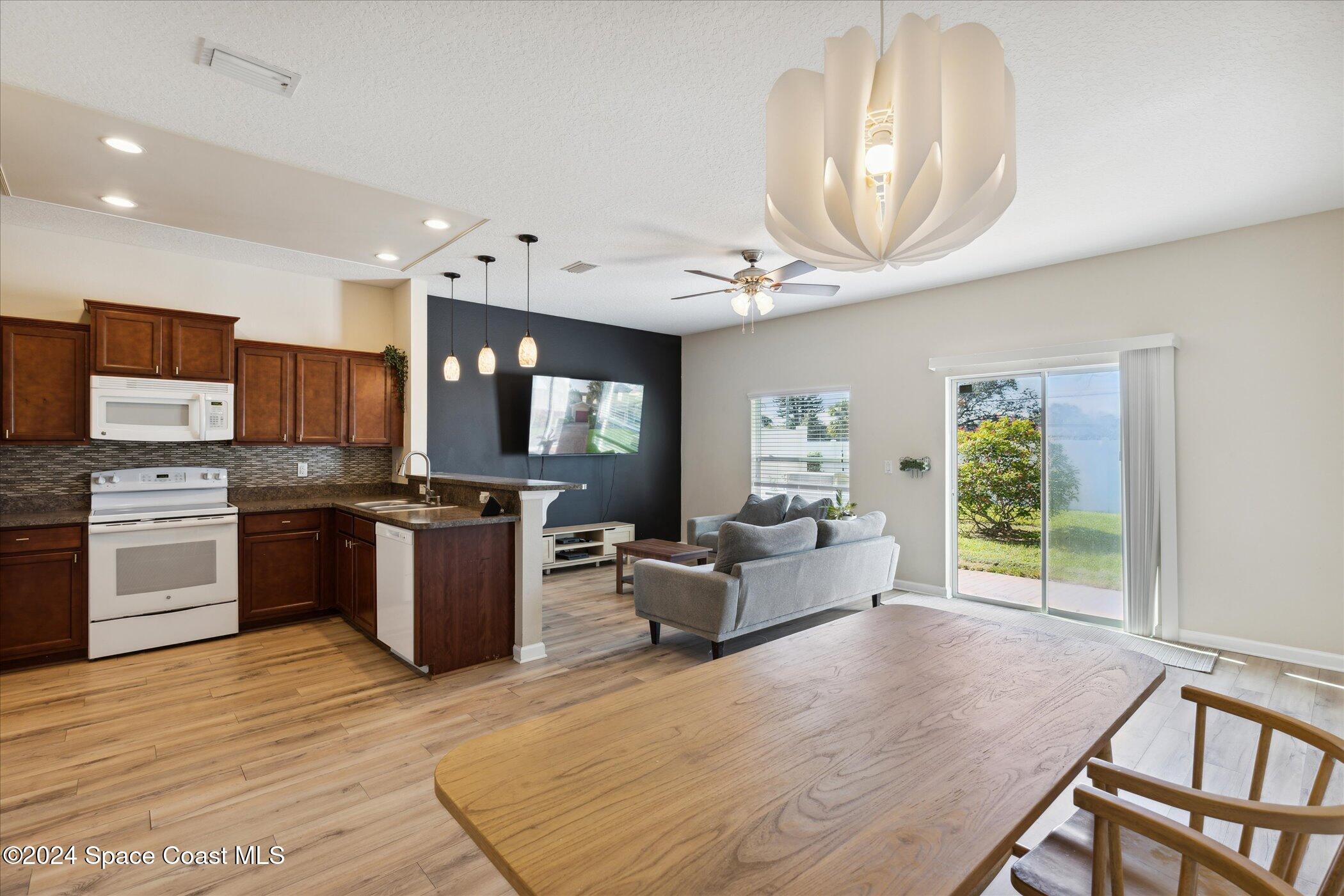 2595 Revolution Street, 105