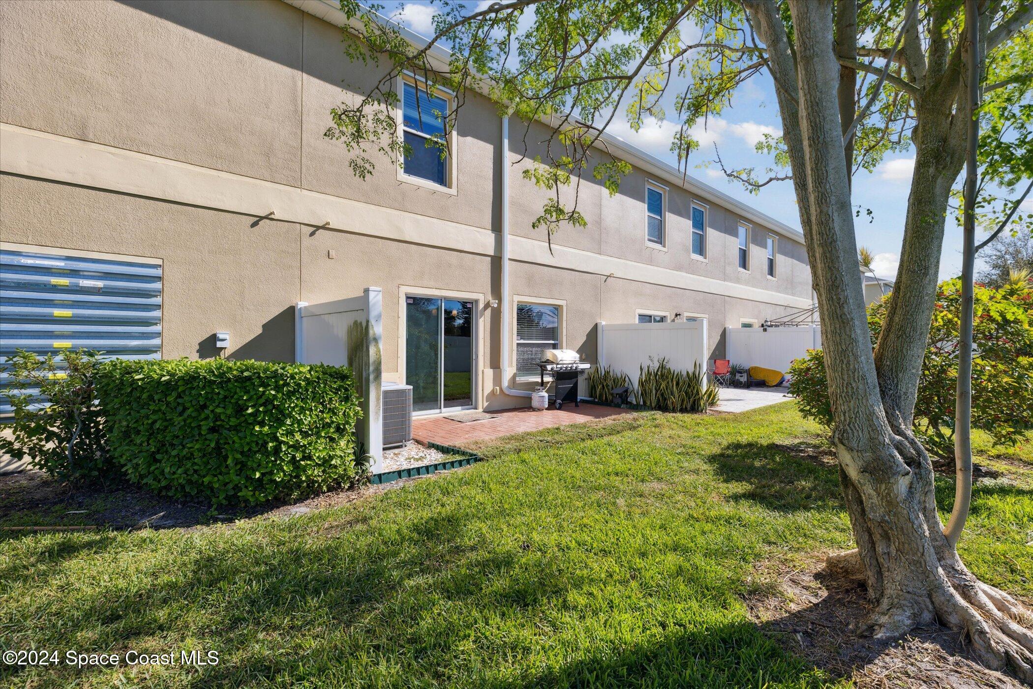 2595 Revolution Street, 105