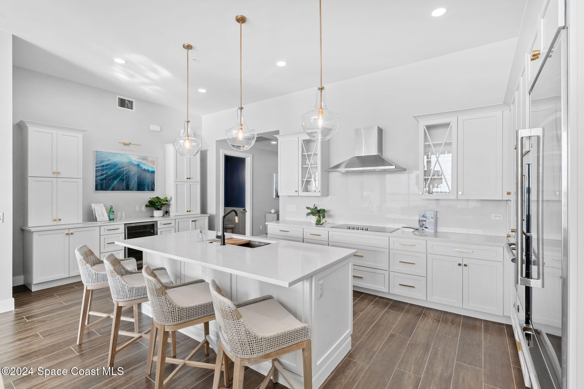 205 Strand Drive, 402