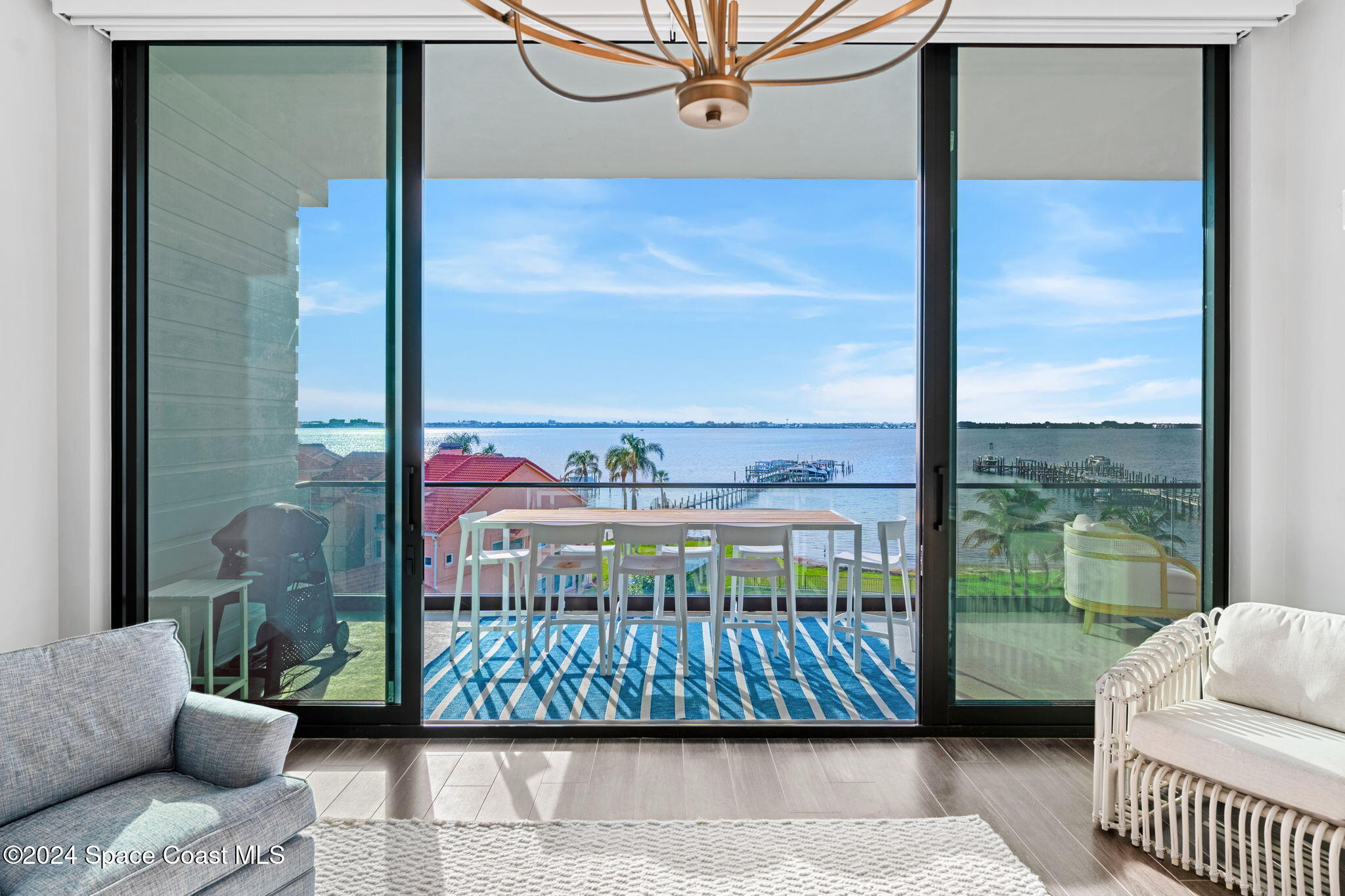 205 Strand Drive, 402