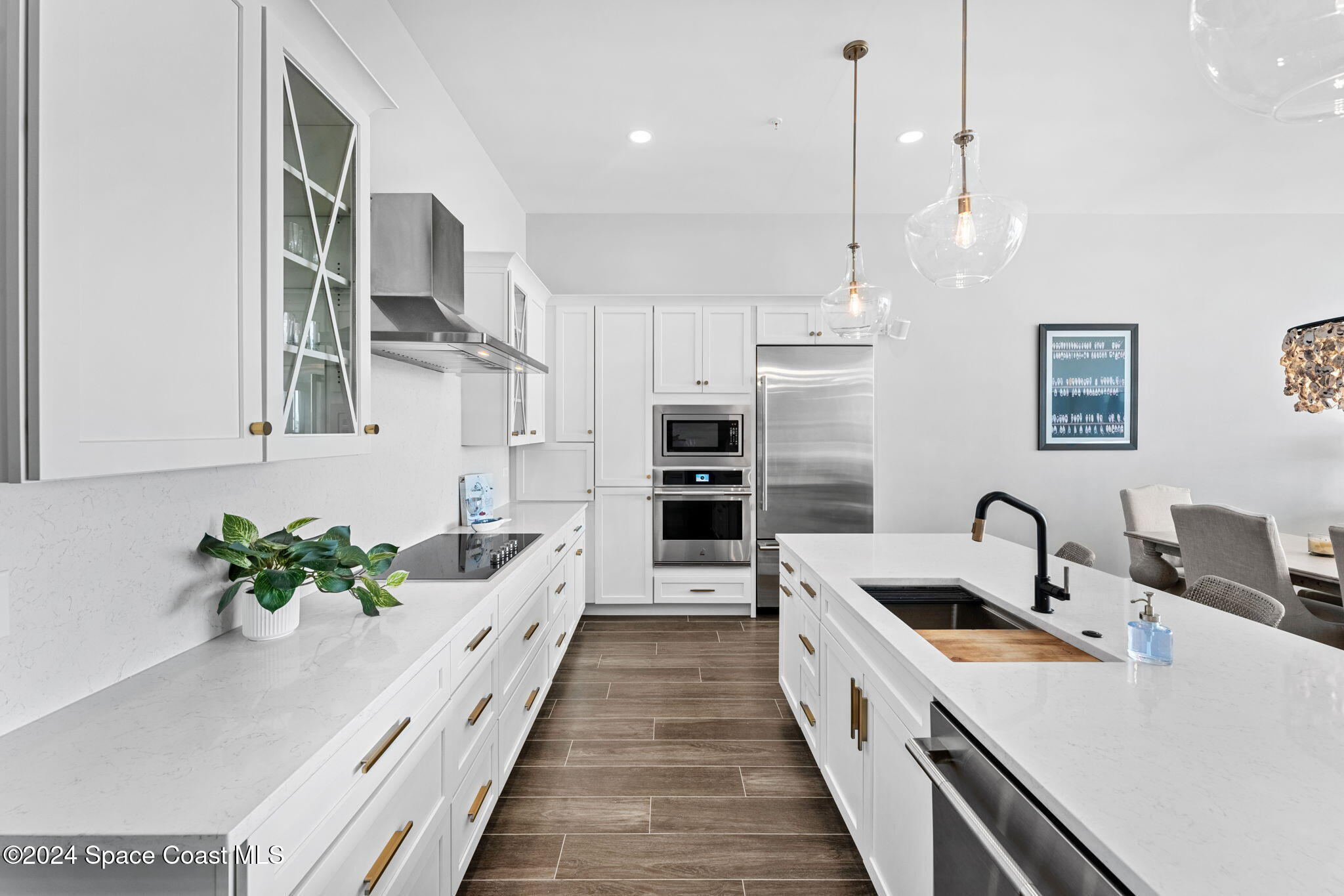 205 Strand Drive, 402