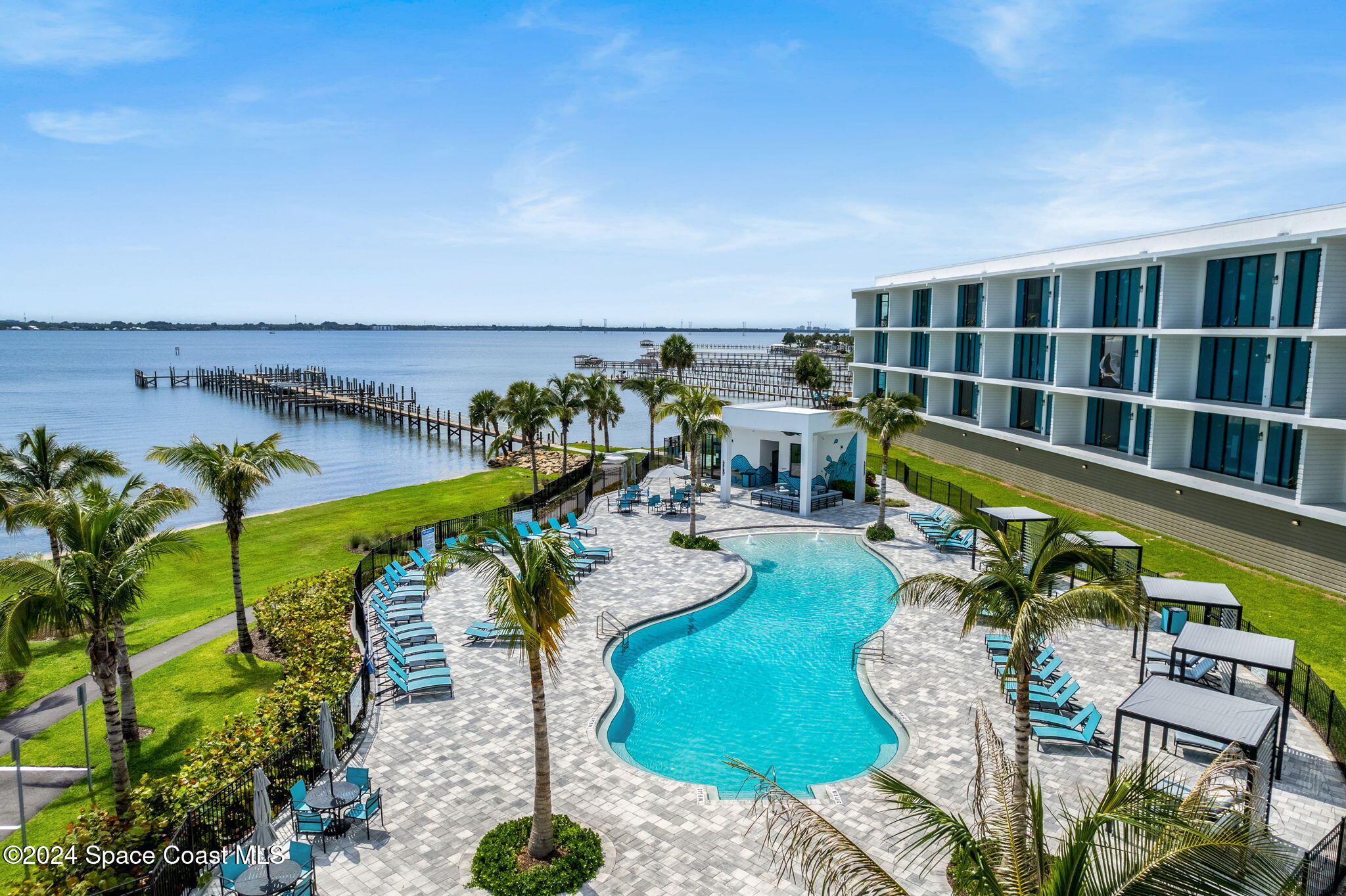 205 Strand Drive, 402