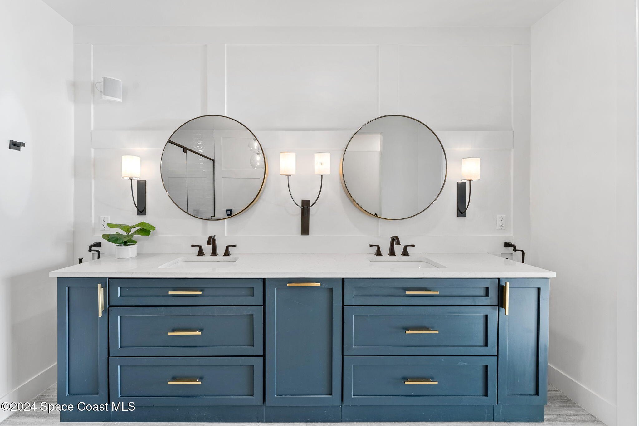 205 Strand Drive, 402