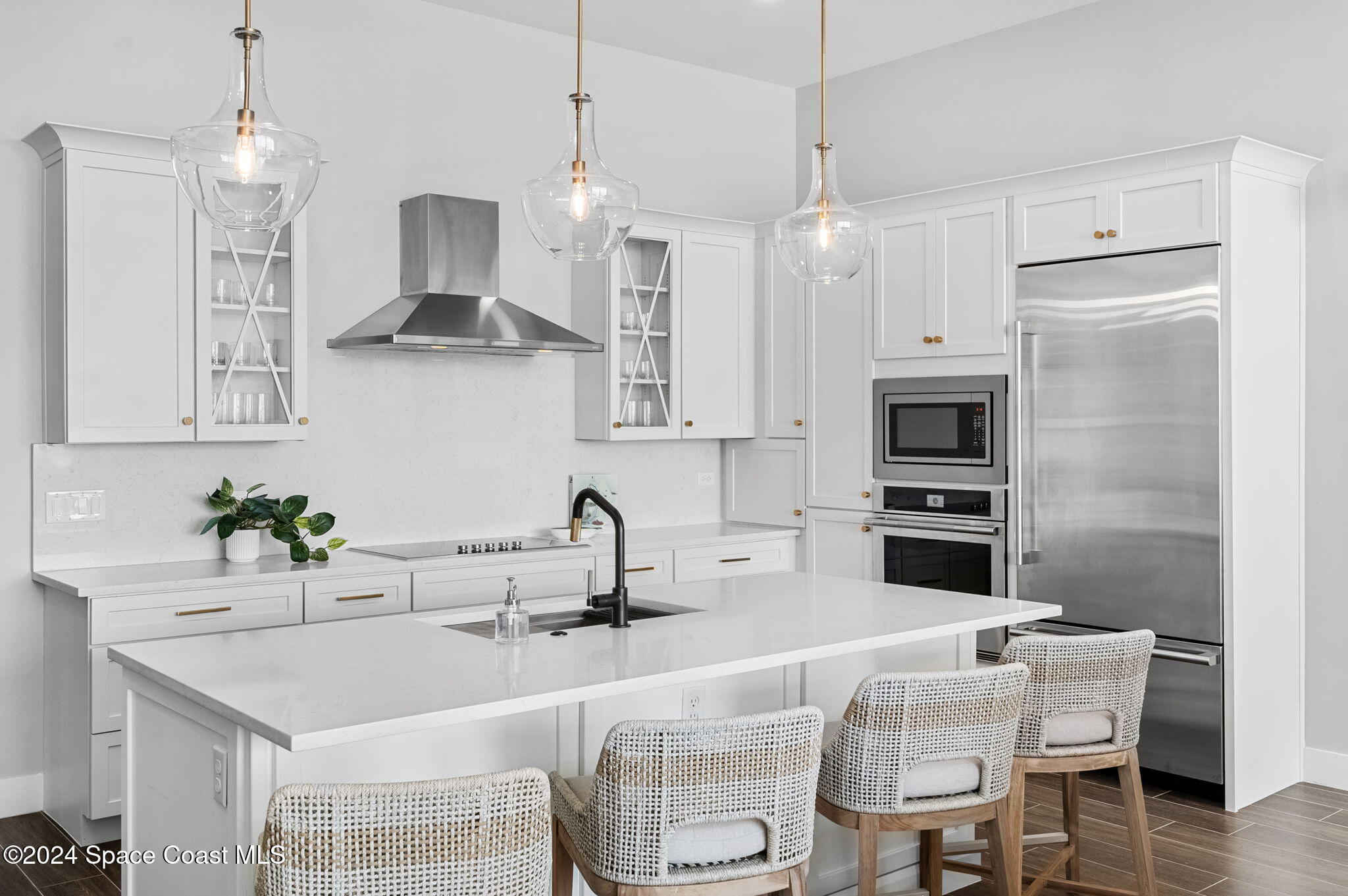 205 Strand Drive, 402