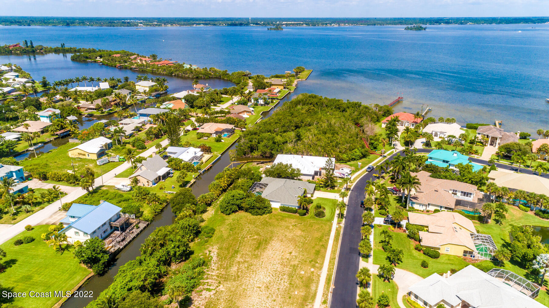 315 Island Drive