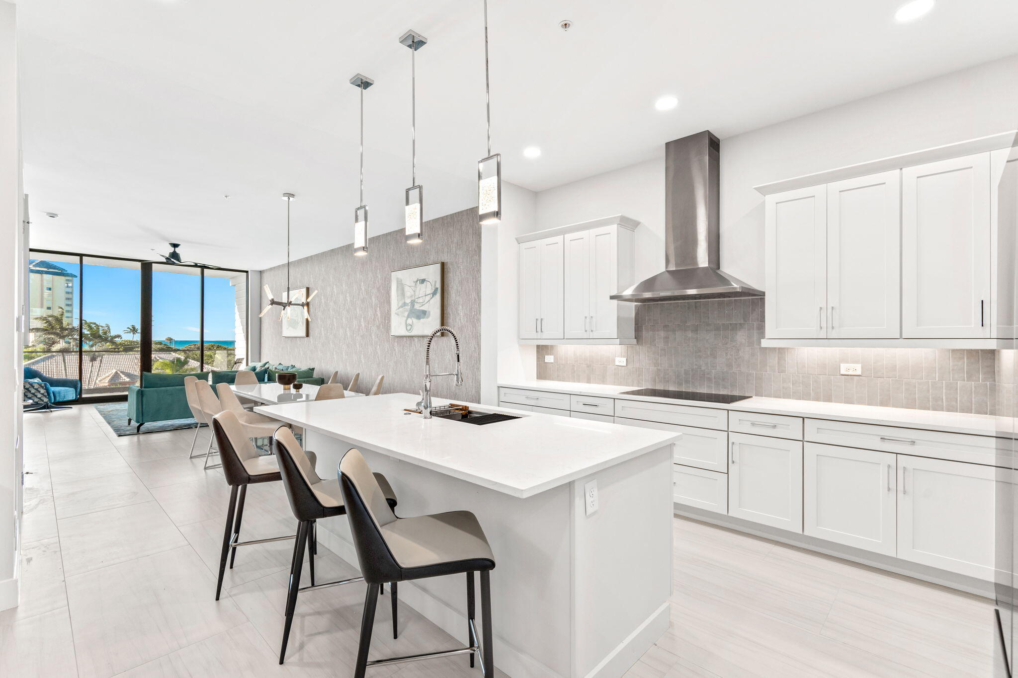 3031 Hafen Lane, 304