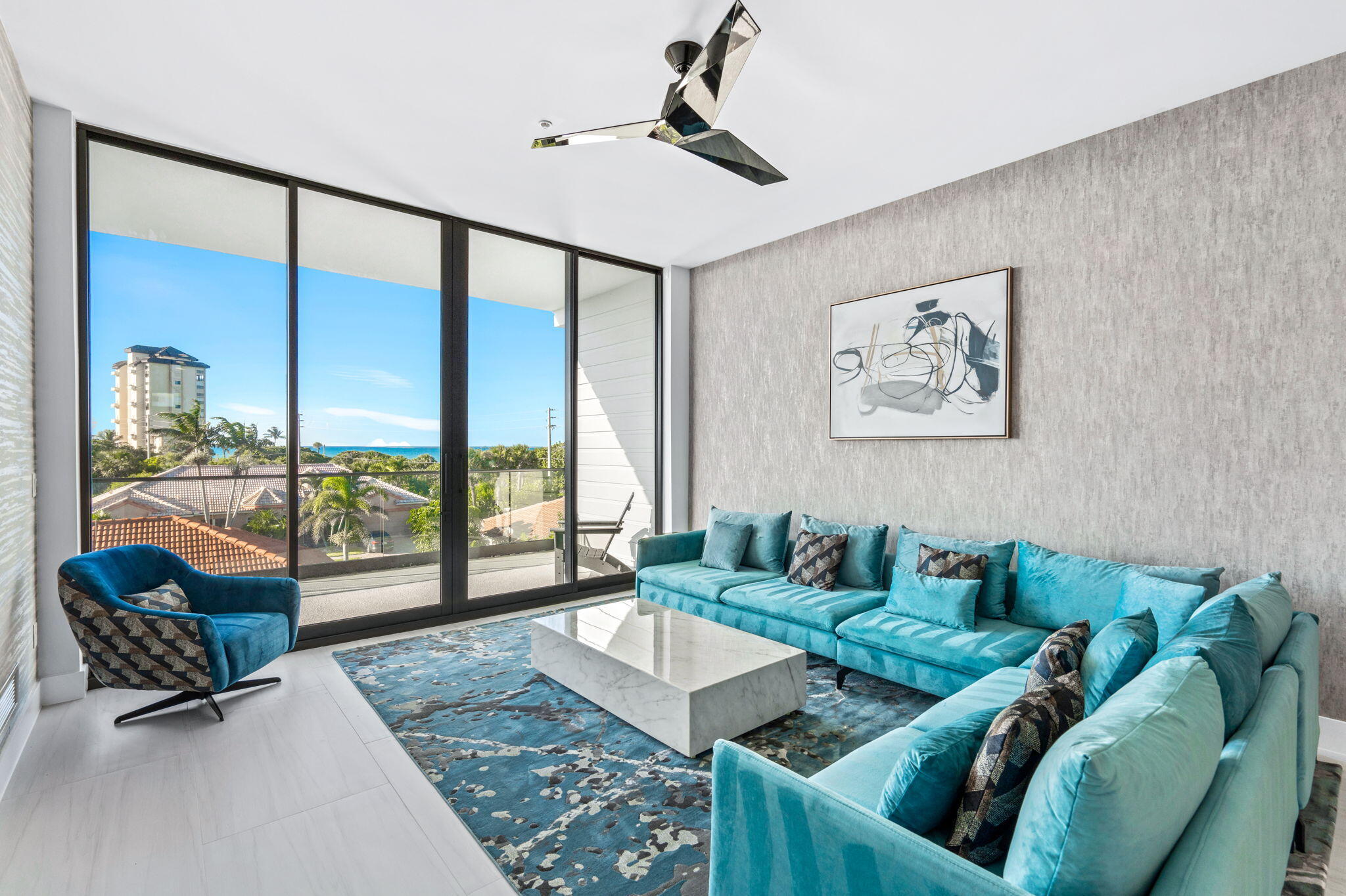3031 Hafen Lane, 304