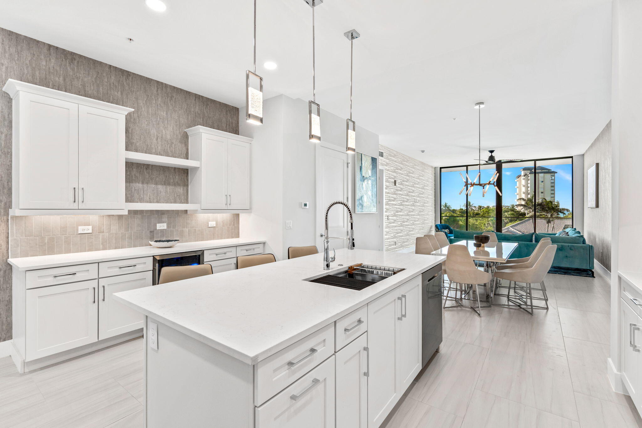 3031 Hafen Lane, 304