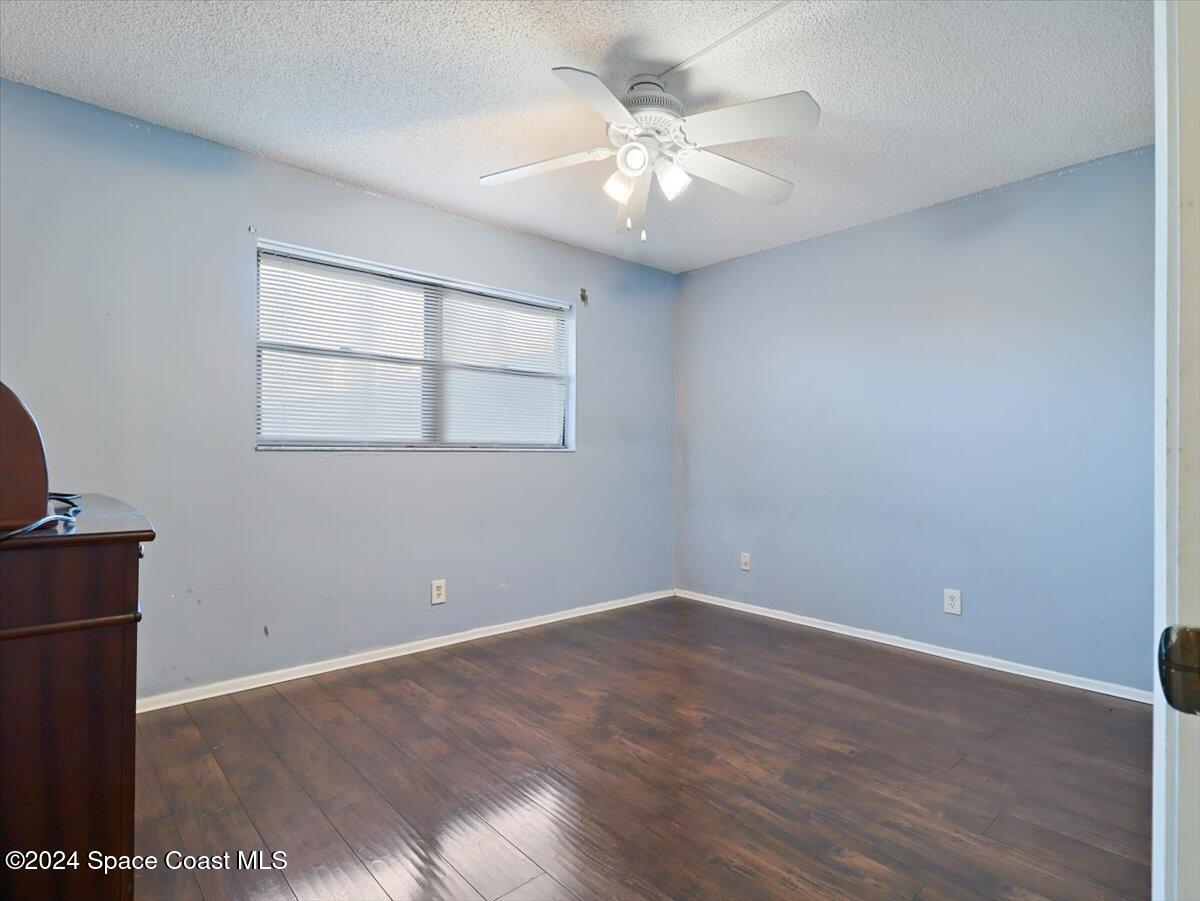 520 Palm Springs Boulevard, 103