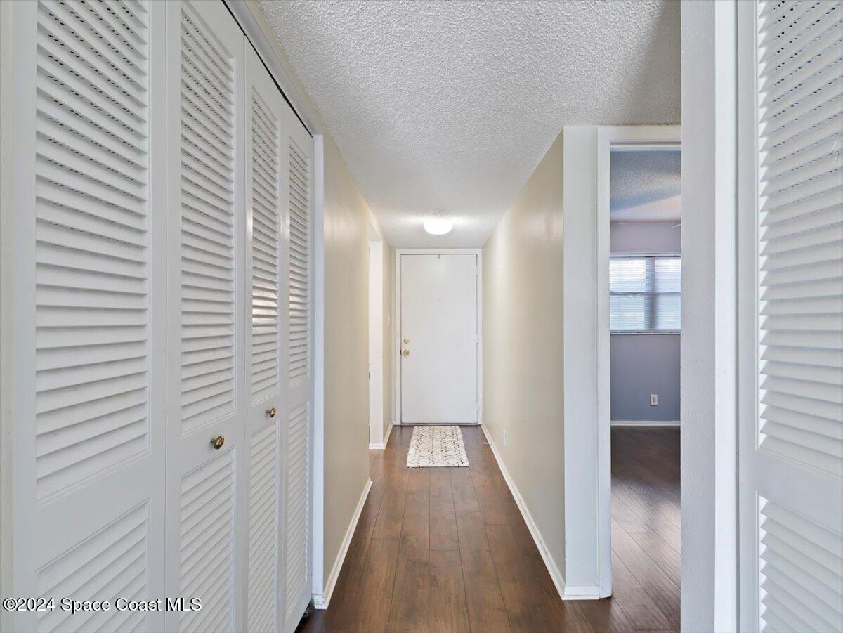 520 Palm Springs Boulevard, 103