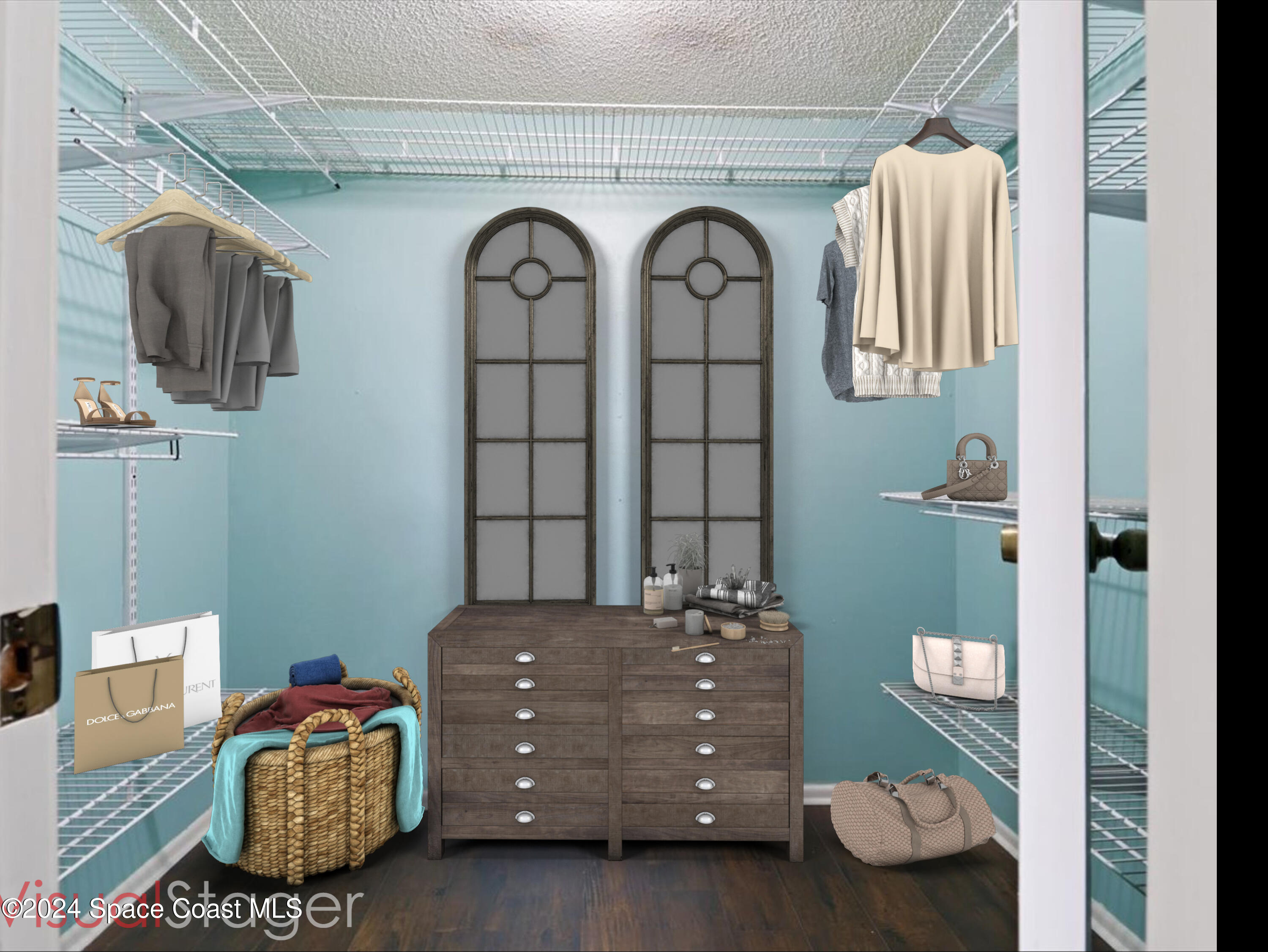 520 Palm Springs Boulevard, 103