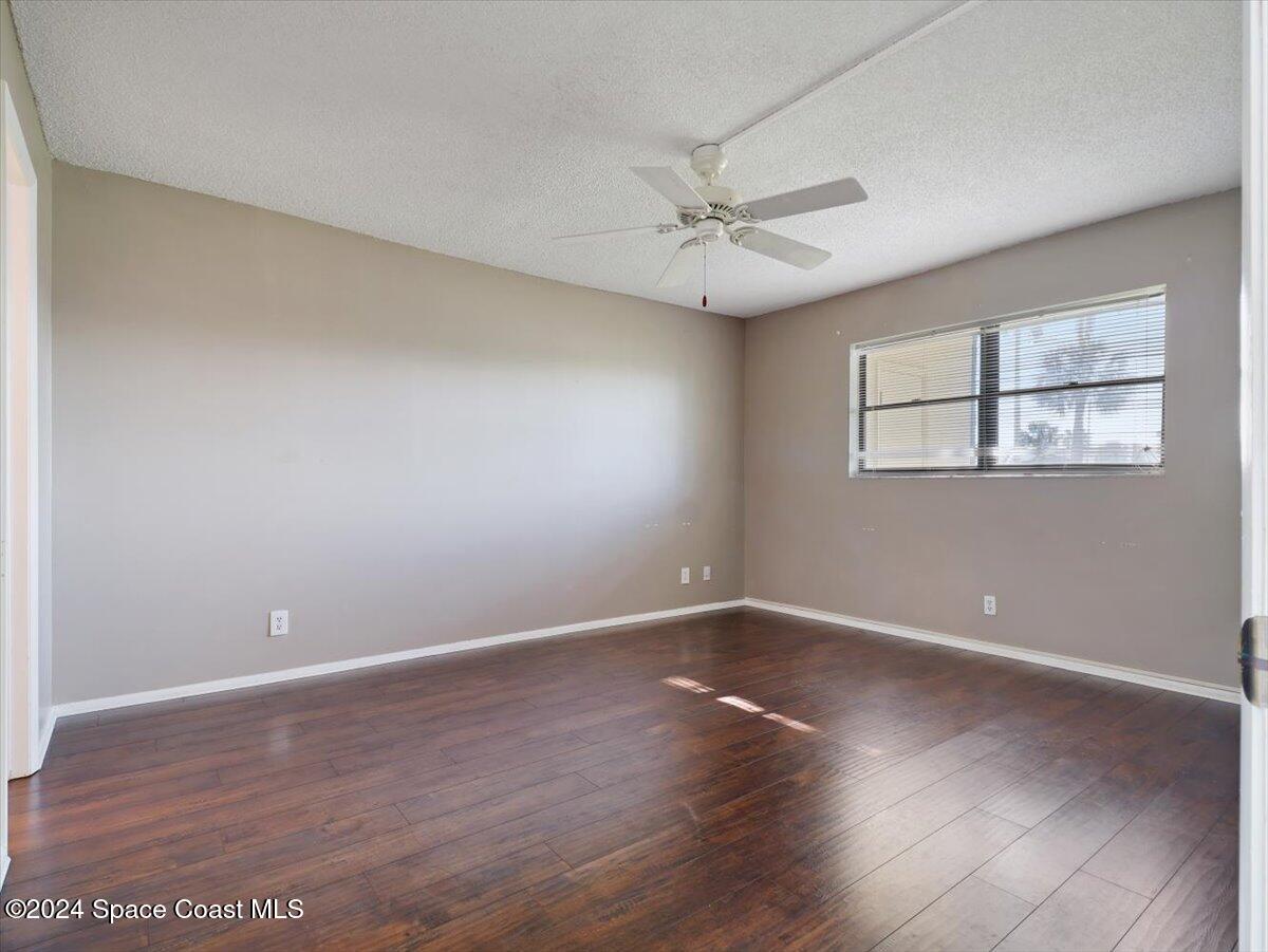 520 Palm Springs Boulevard, 103