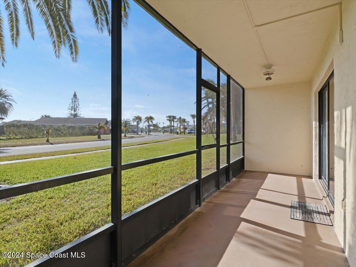 520 Palm Springs Boulevard, 103