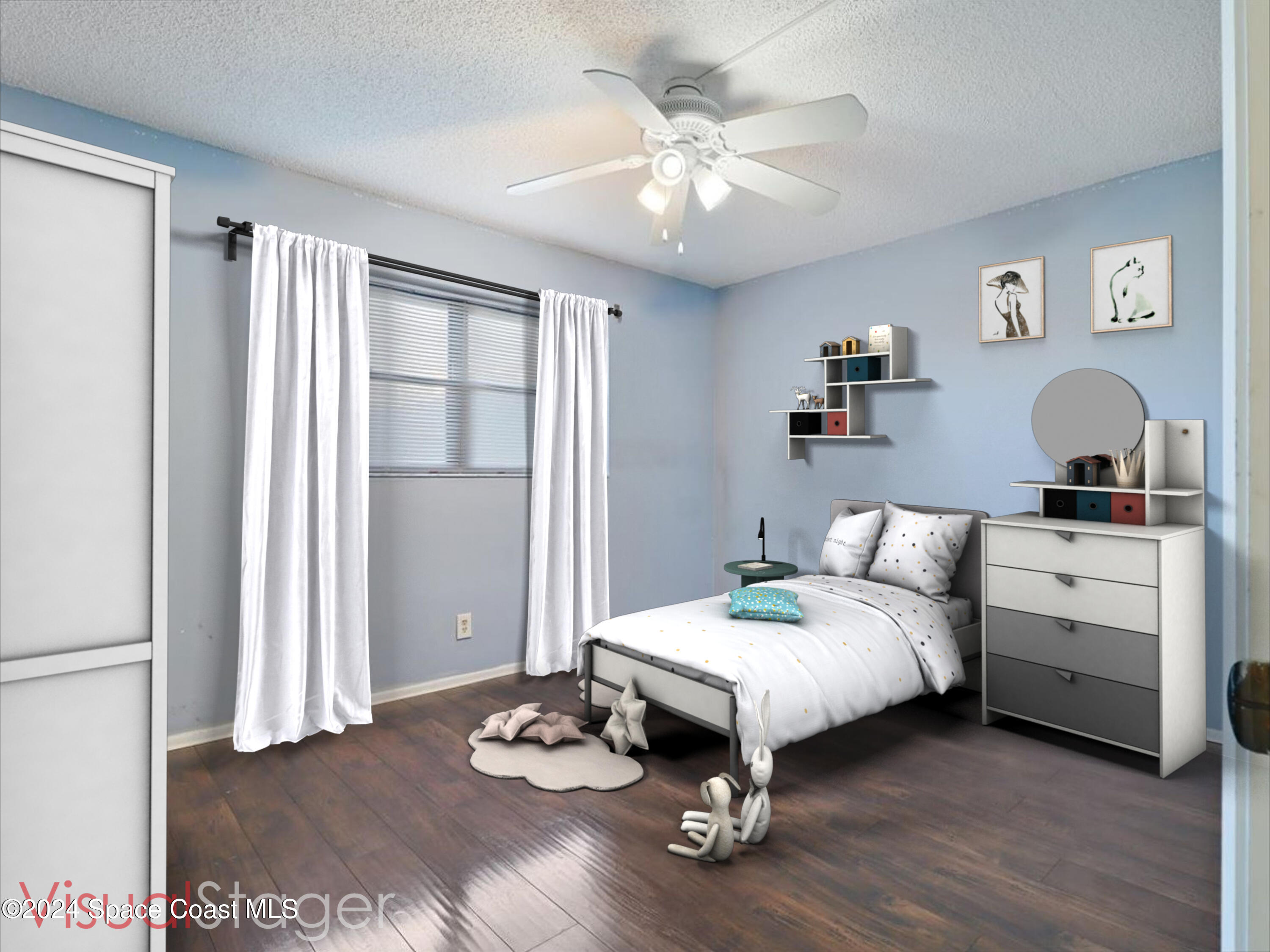 520 Palm Springs Boulevard, 103