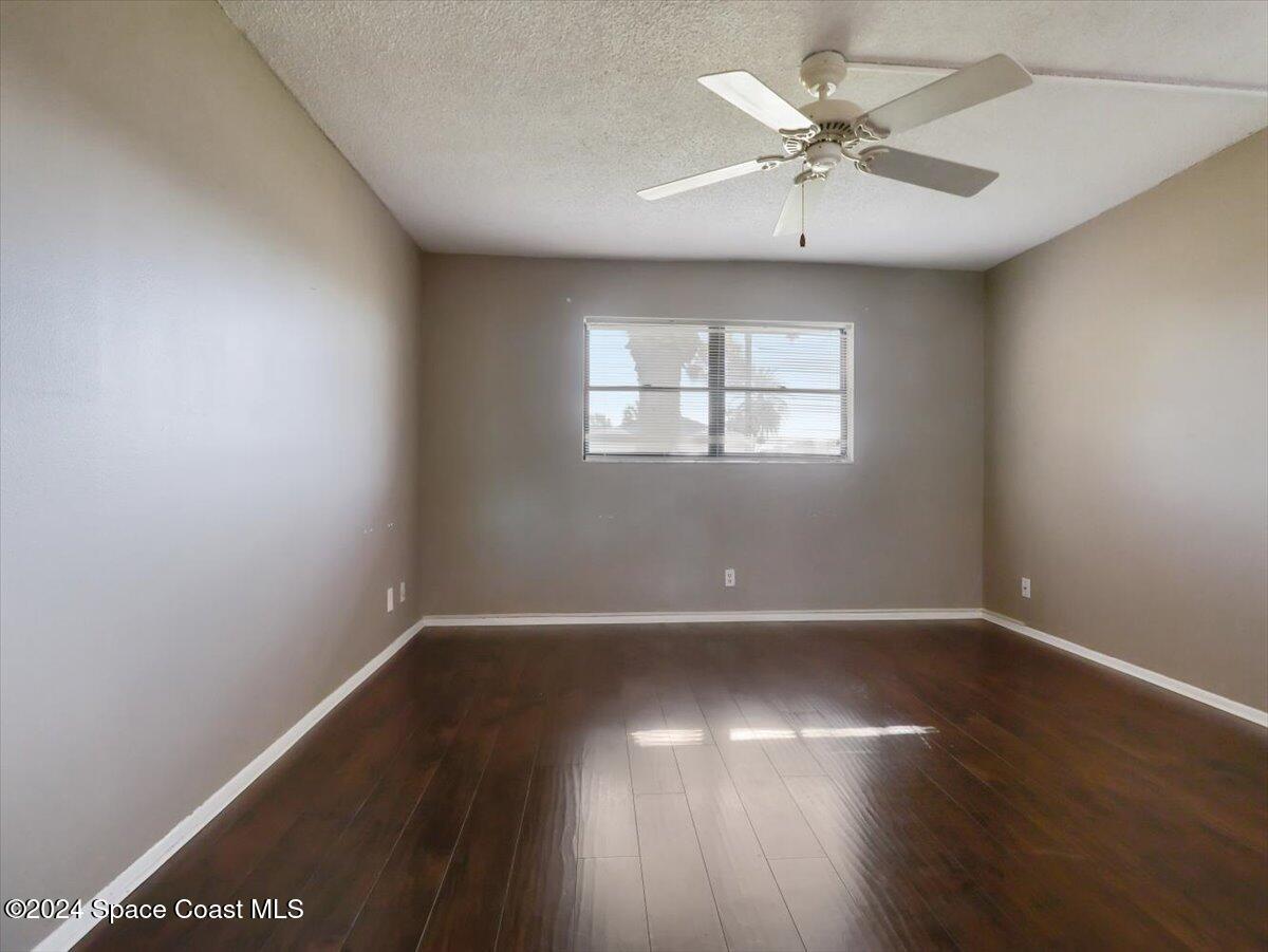 520 Palm Springs Boulevard, 103