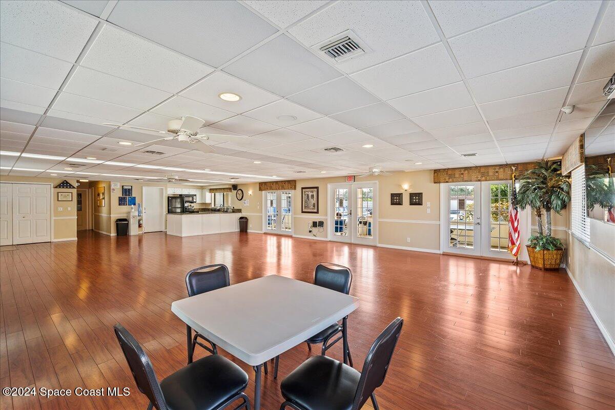 3220 River Villa Way, 165