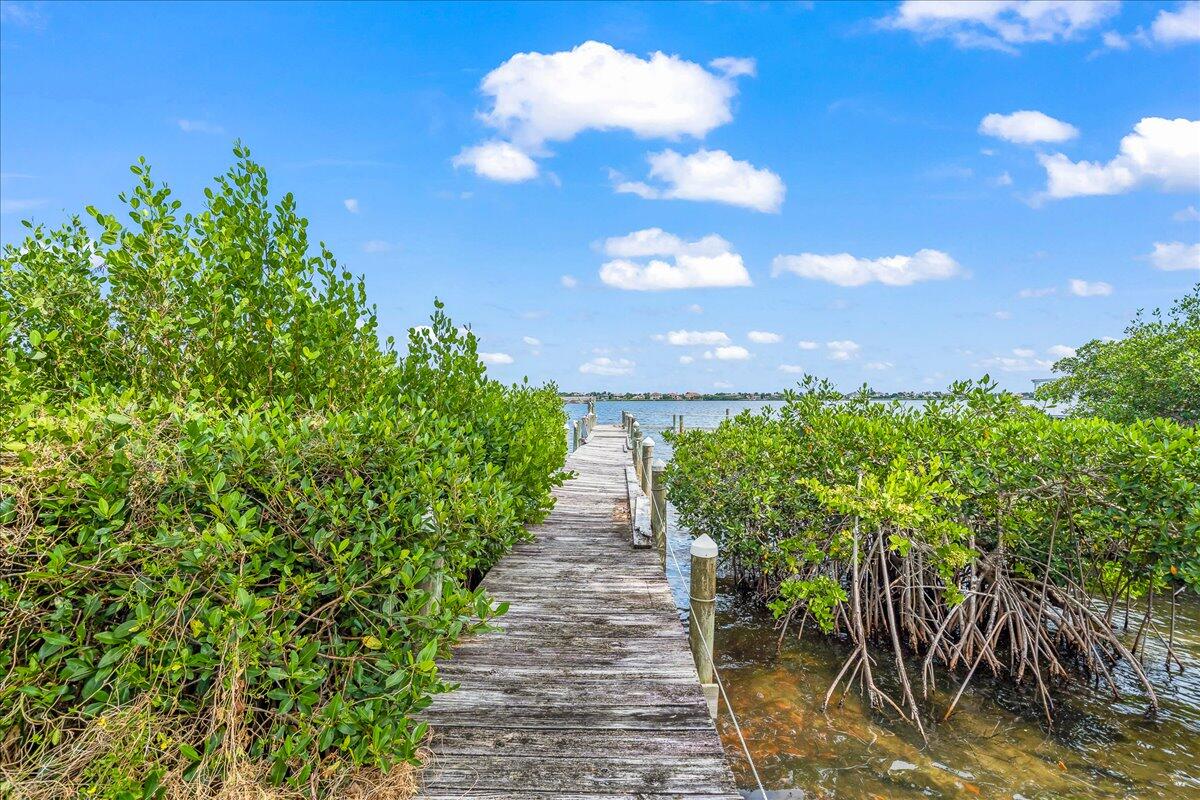 10060 S Tropical Trail