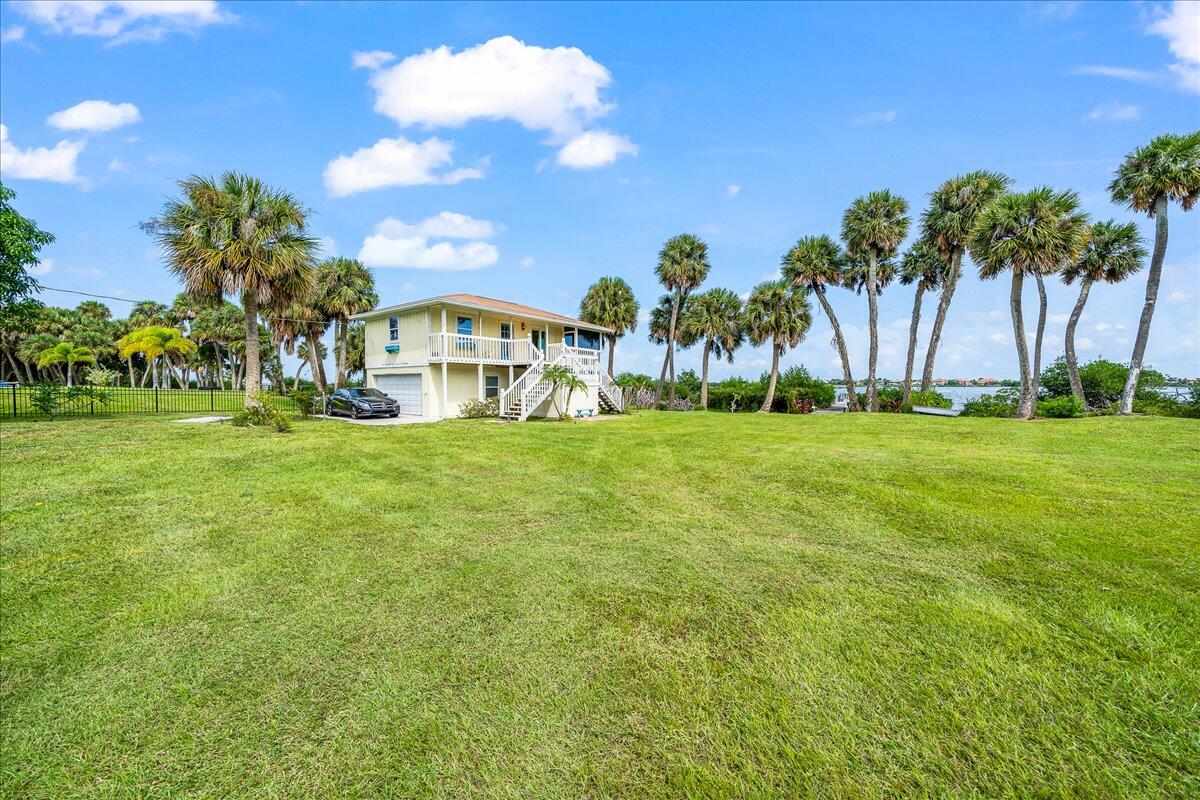 10060 S Tropical Trail