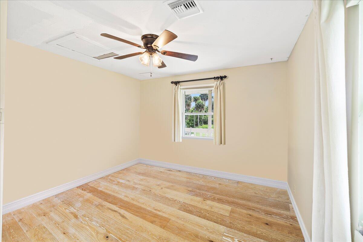 10060 S Tropical Trail