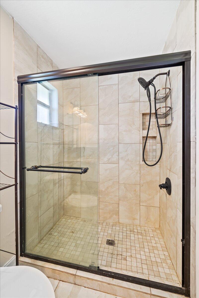 10060 S Tropical Trail