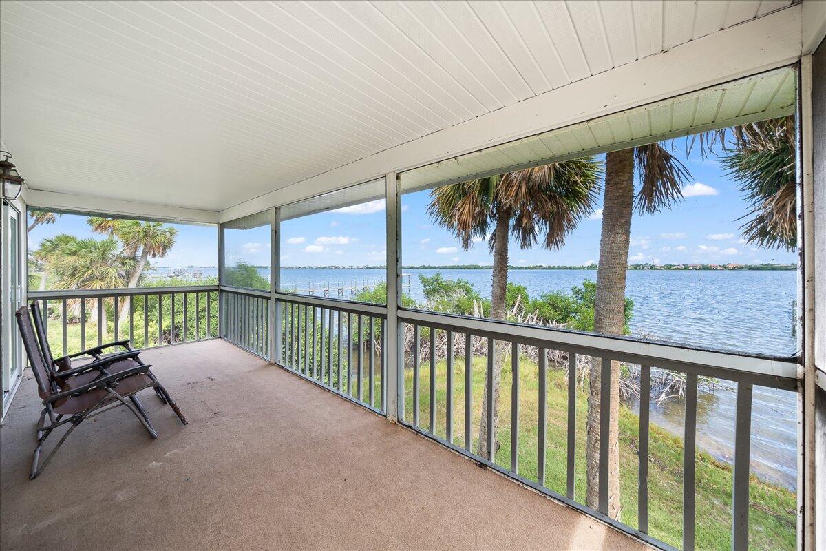 10060 S Tropical Trail