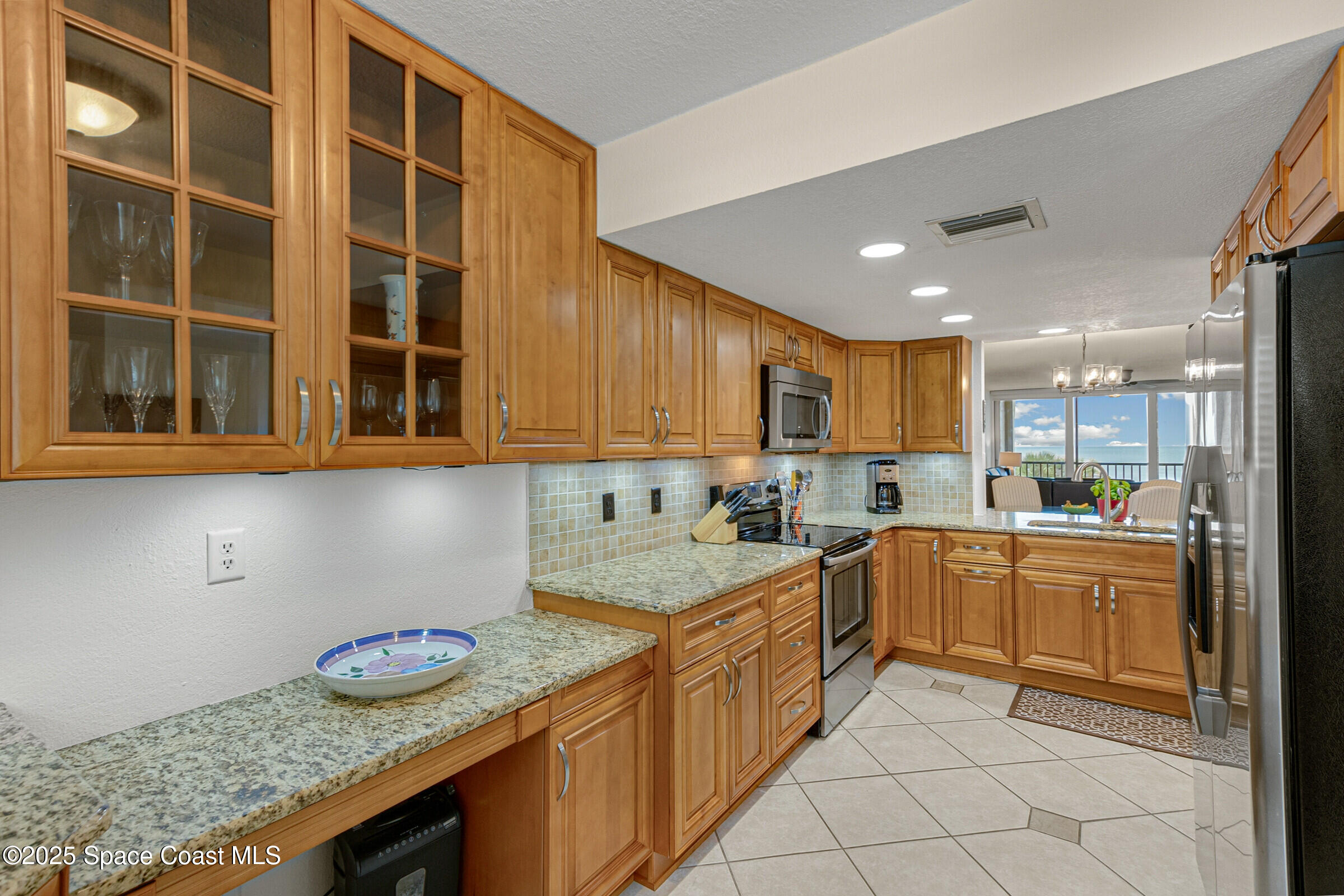 1101 S Miramar Avenue, 302