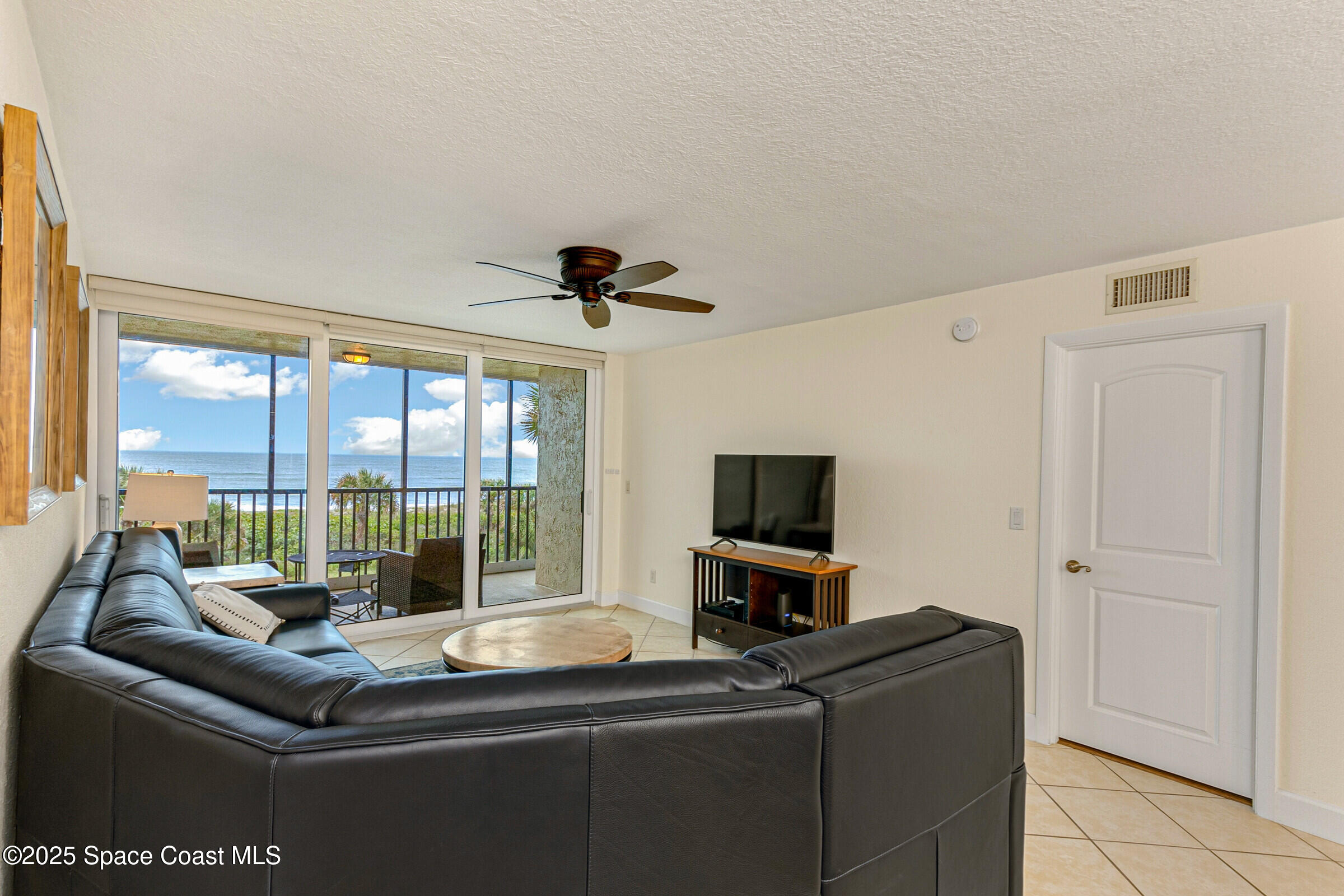 1101 S Miramar Avenue, 302