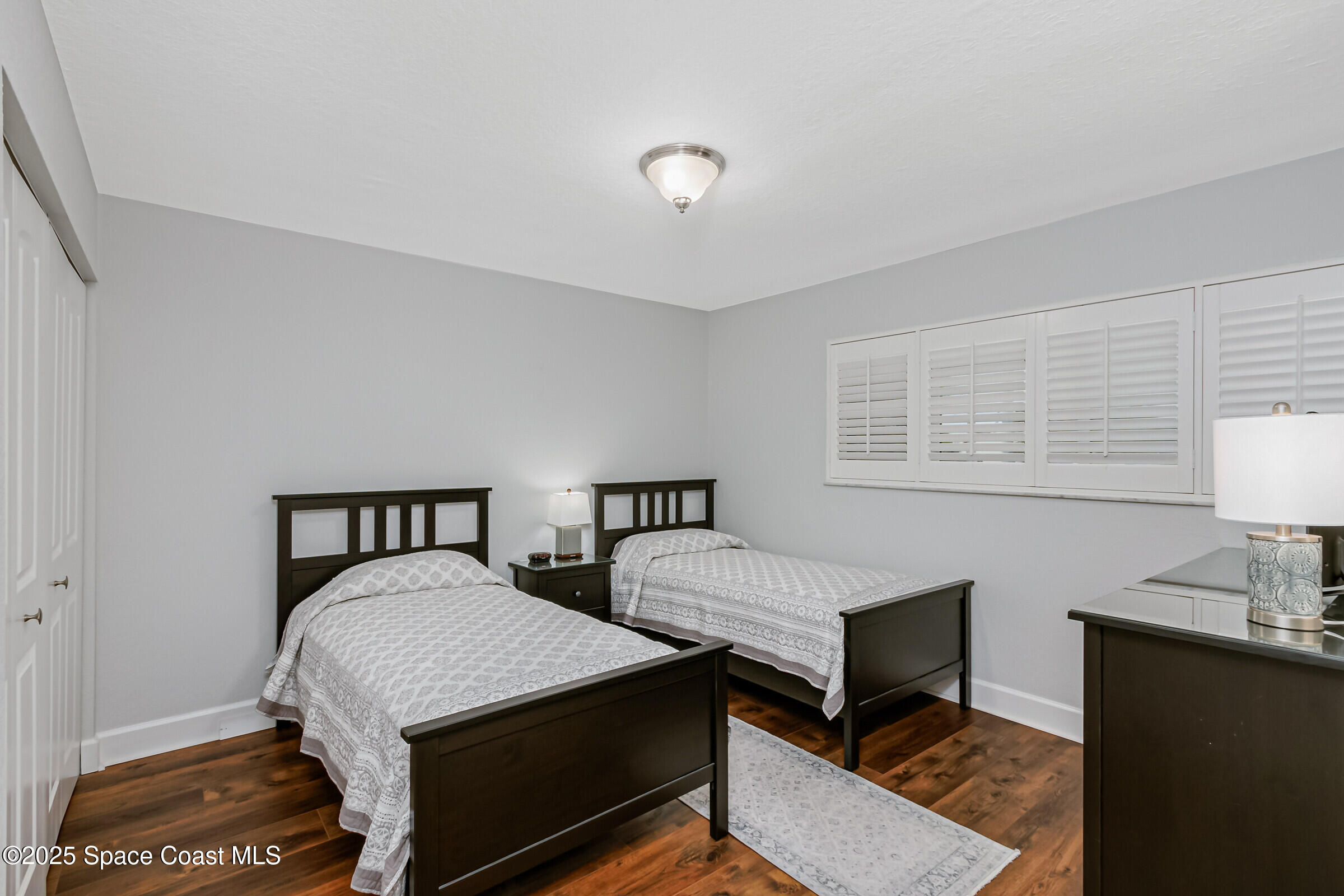 1101 S Miramar Avenue, 302