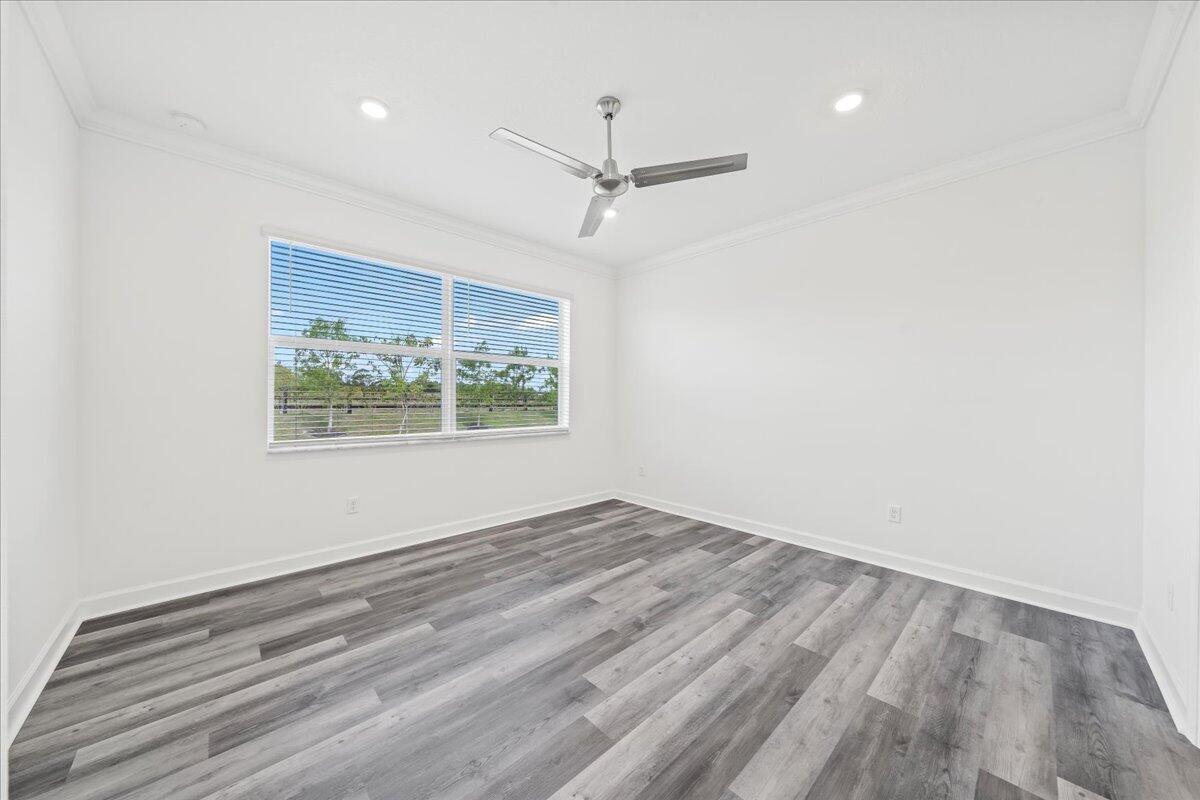 676 Veridian Circle NW