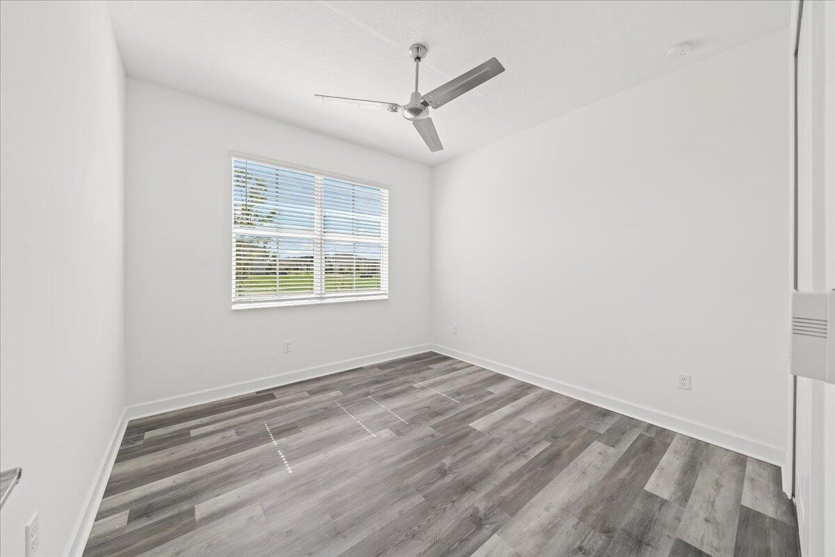 676 Veridian Circle NW