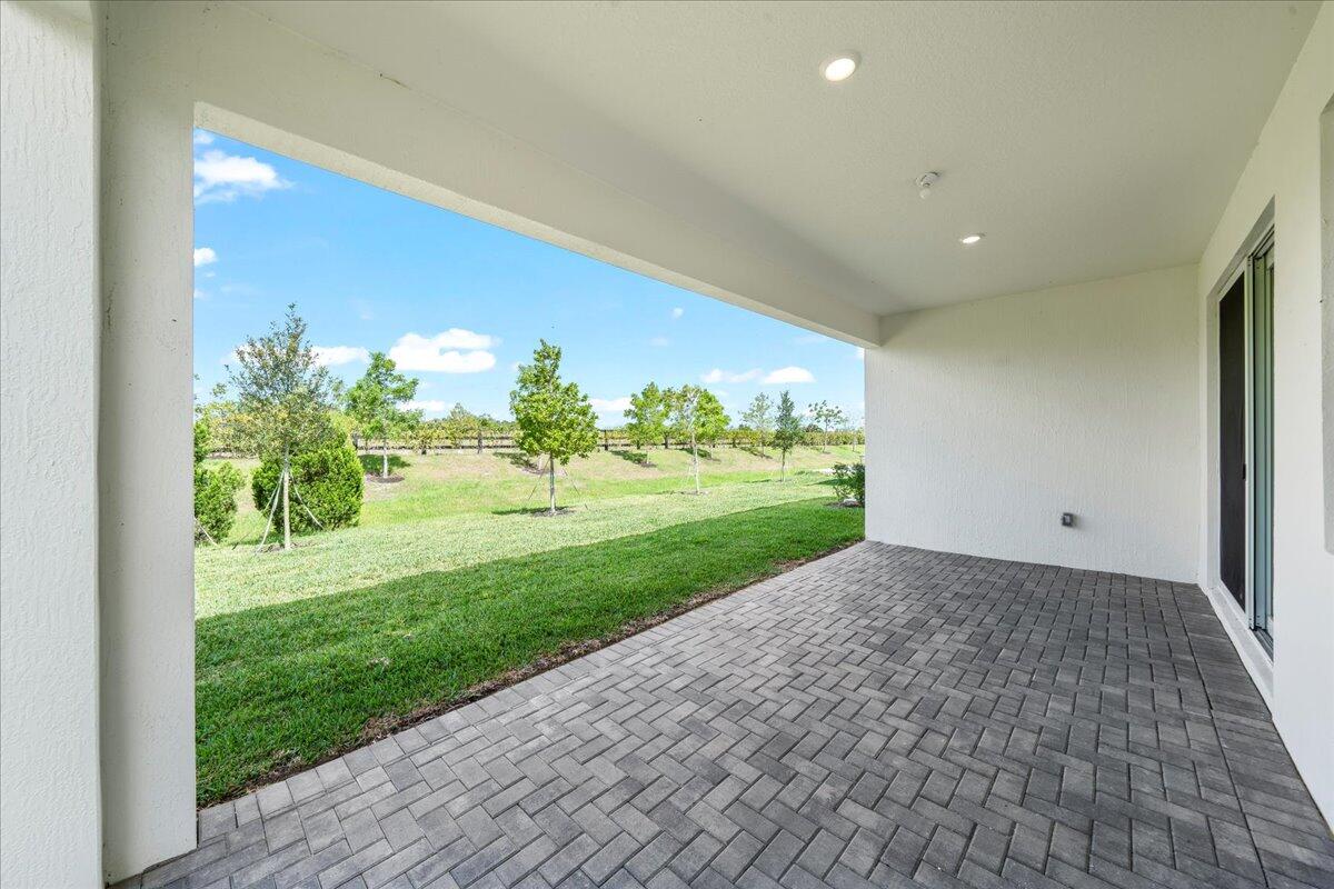 676 Veridian Circle NW