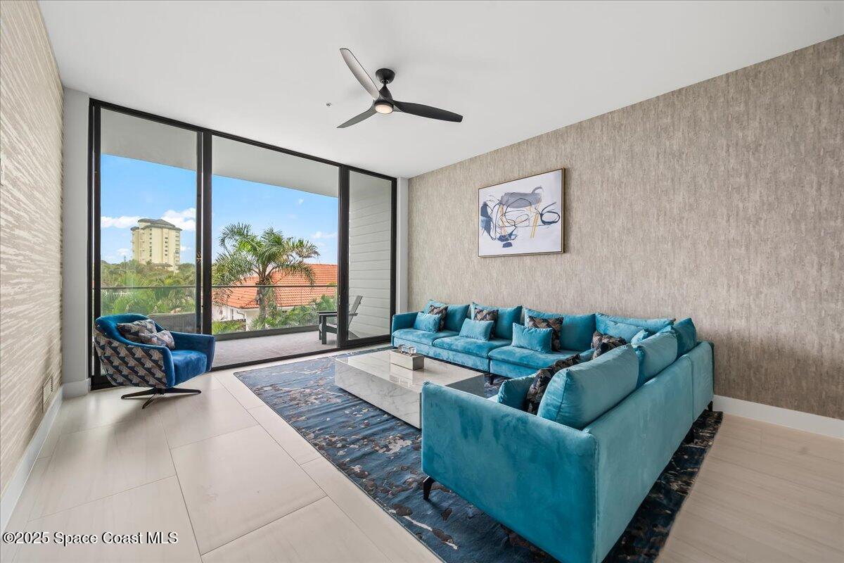 3031 Hafen Lane, 202