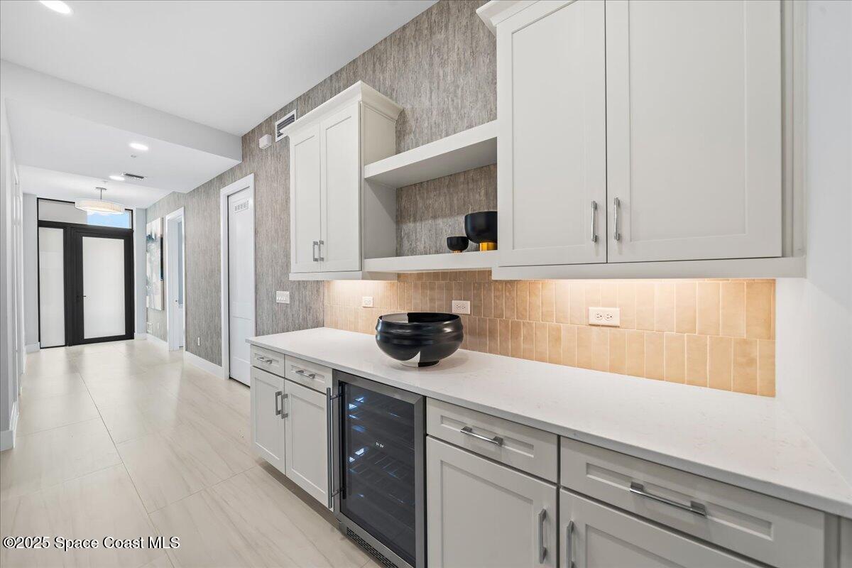 3031 Hafen Lane, 202