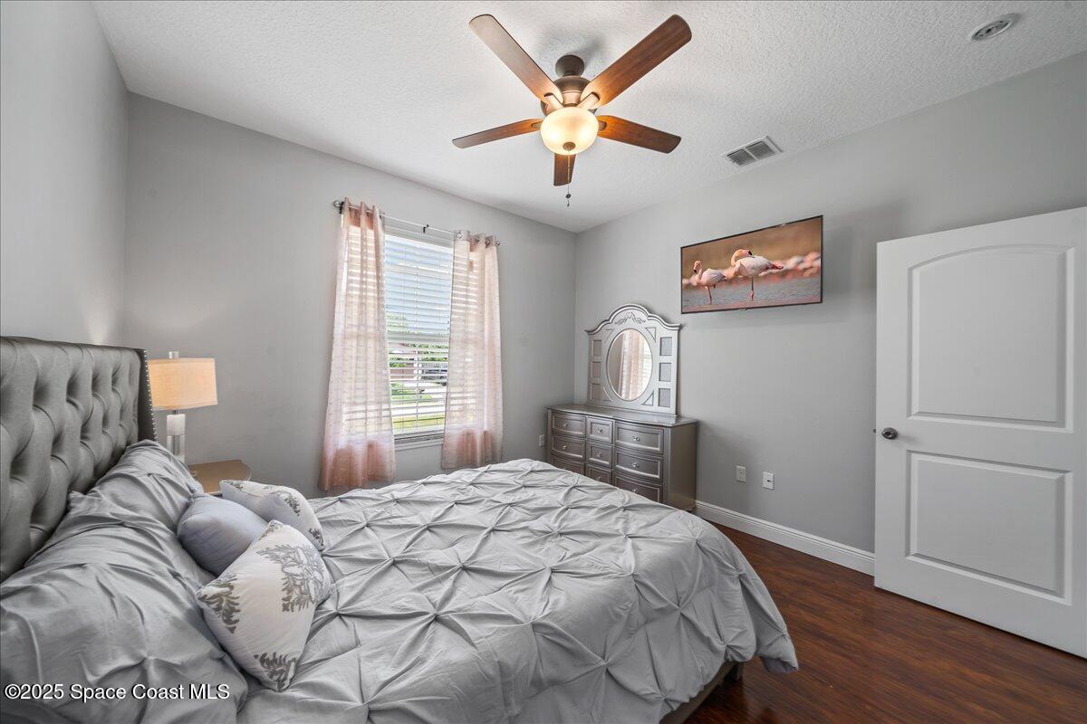 1634 Yamada Street SE