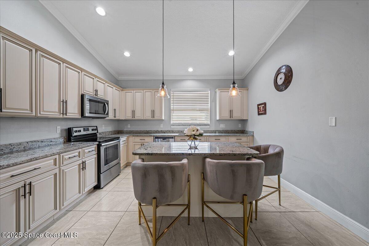 1634 Yamada Street SE