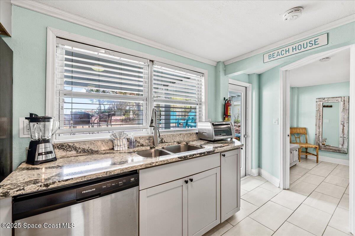 111 S Atlantic Avenue