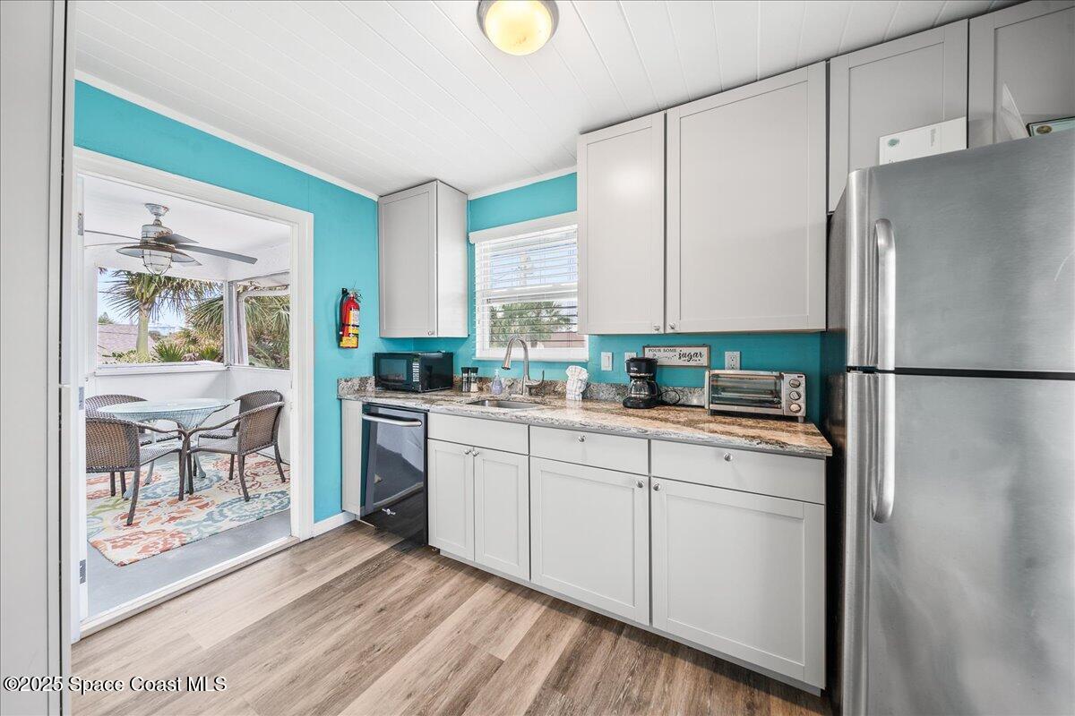 111 S Atlantic Avenue