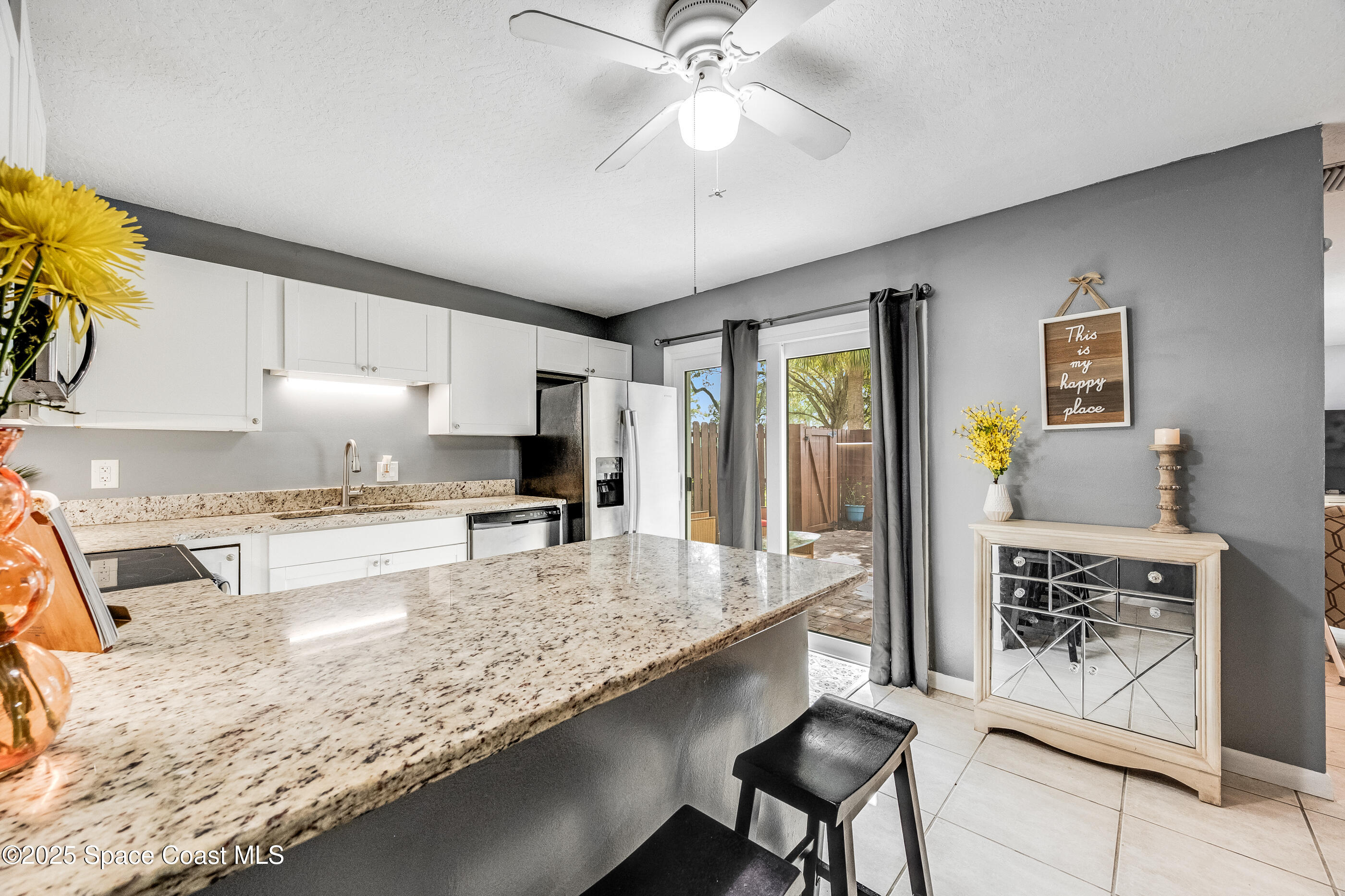 3515 Vista Oaks Circle NE