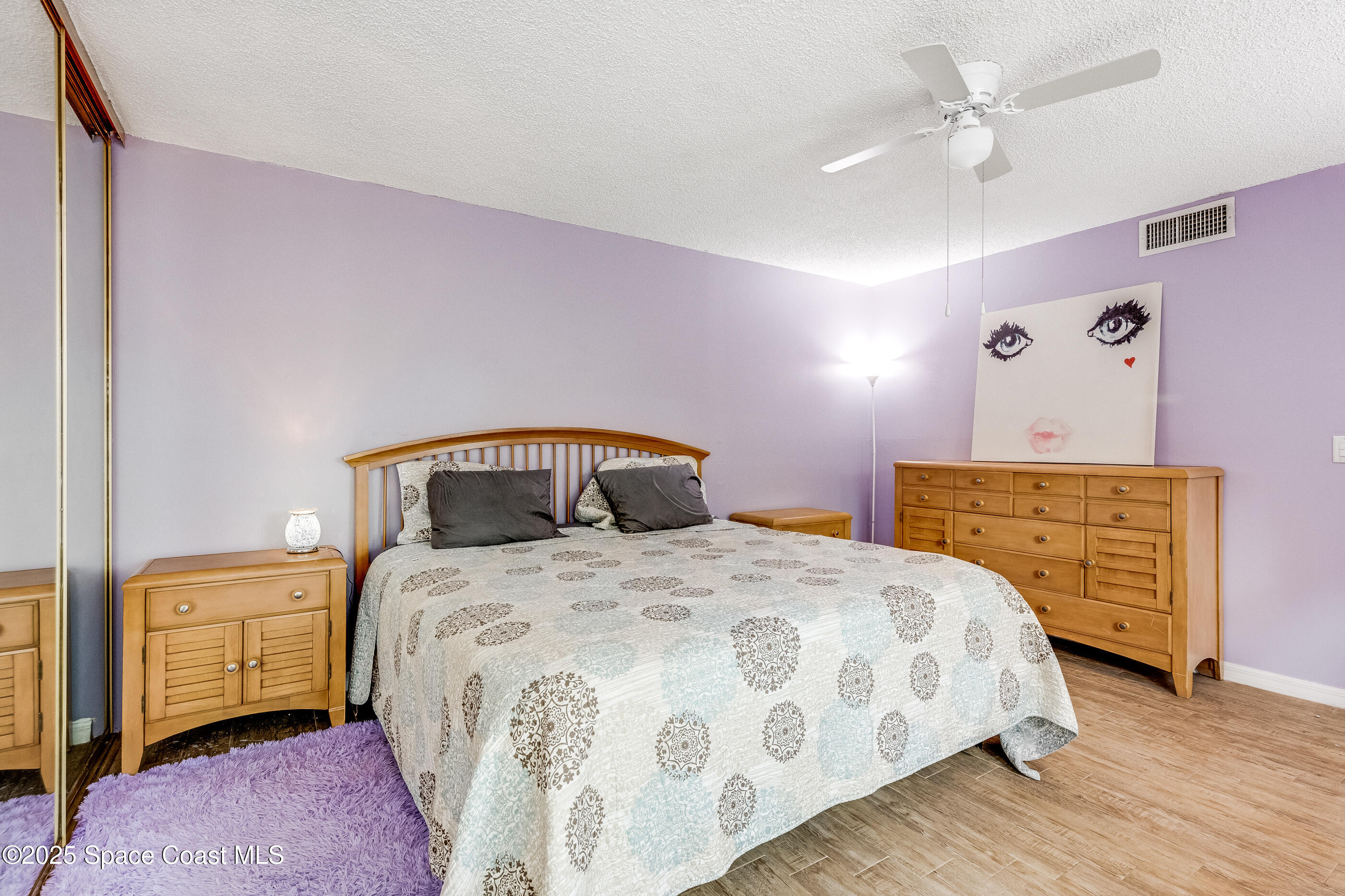 3515 Vista Oaks Circle NE