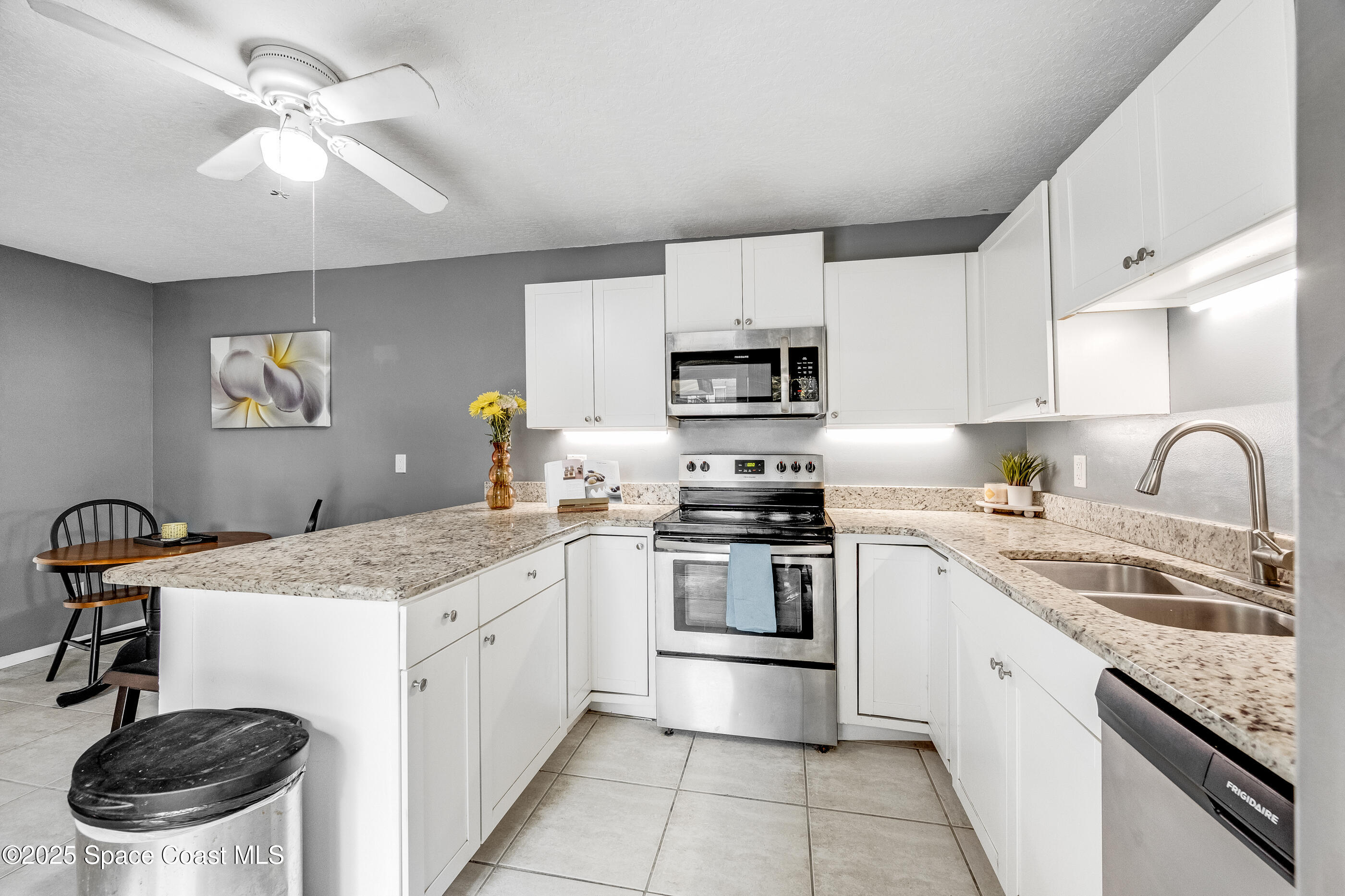 3515 Vista Oaks Circle NE