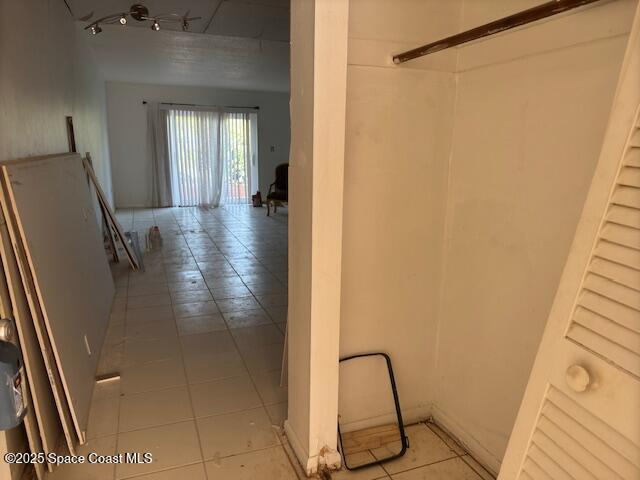 419 Ocean Avenue, 102