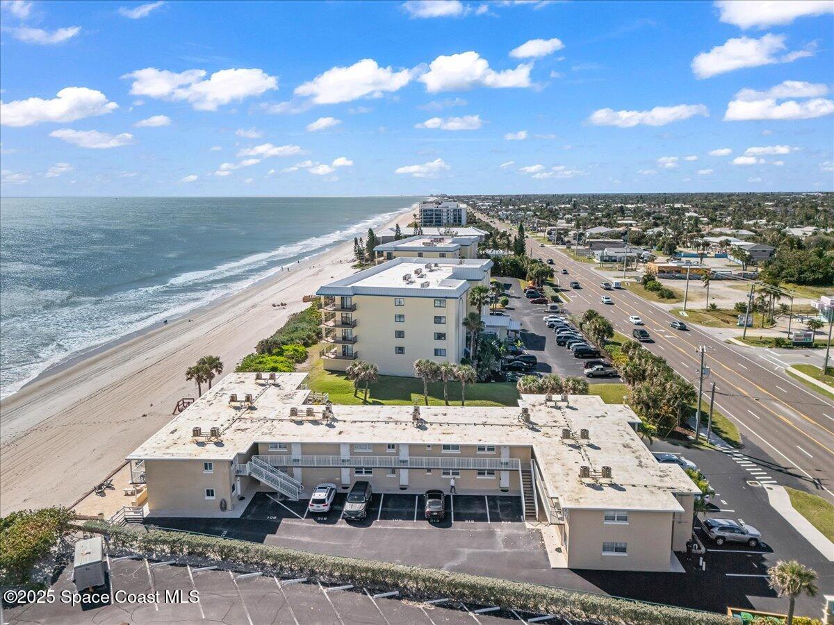 1195 Highway A1a, 211