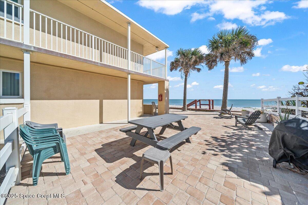 1195 Highway A1a, 211