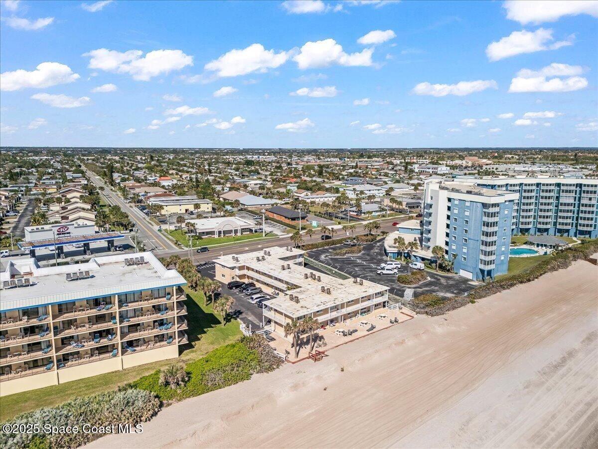 1195 Highway A1a, 211