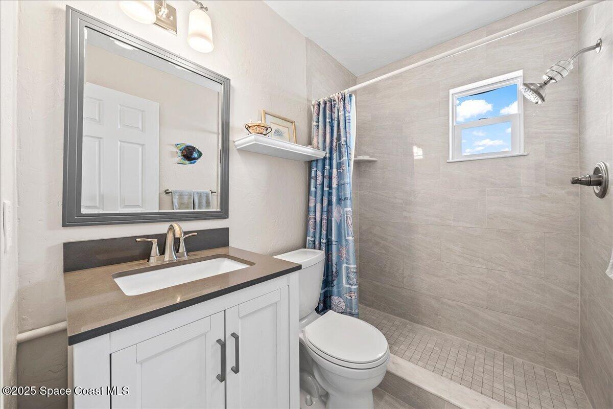 1195 Highway A1a, 211