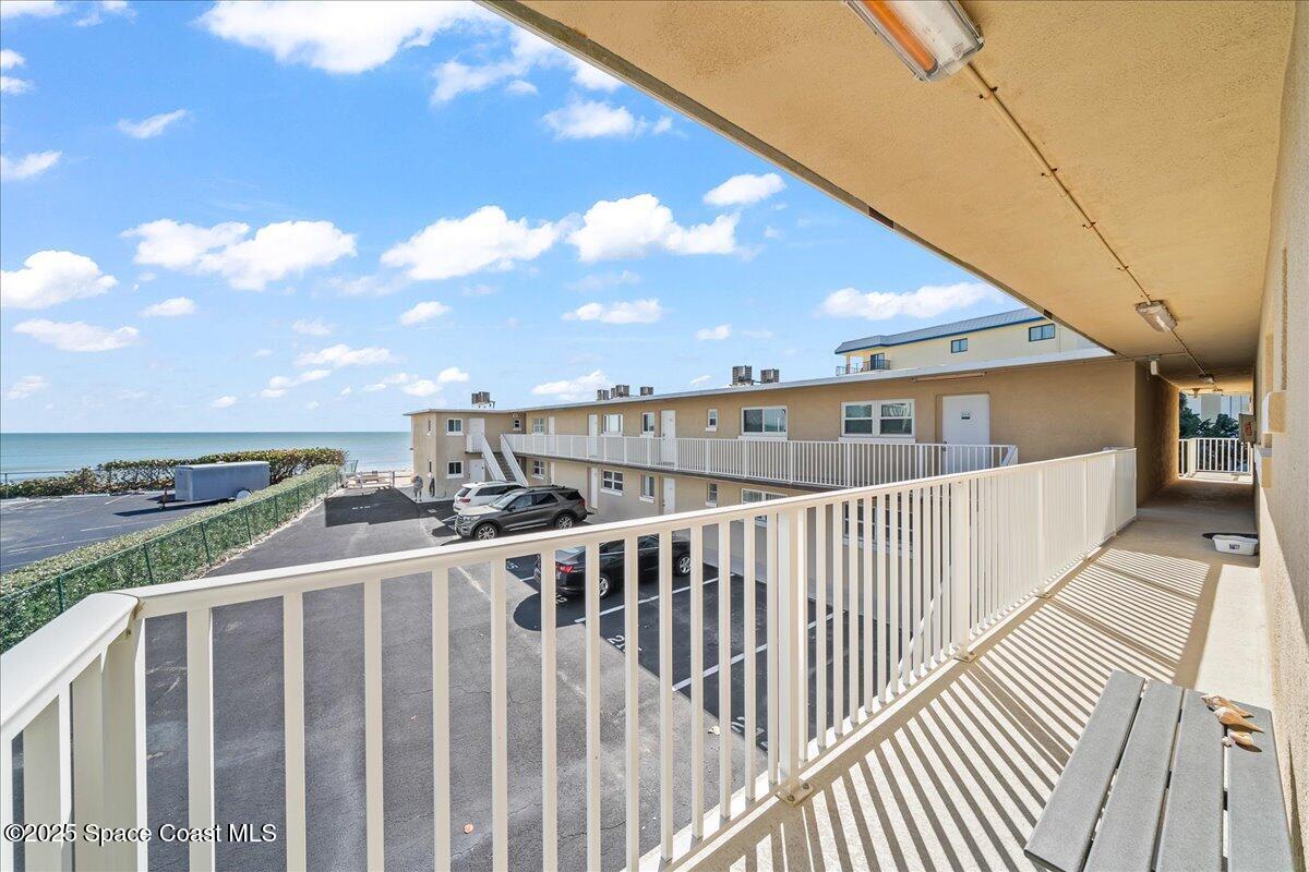 1195 Highway A1a, 211