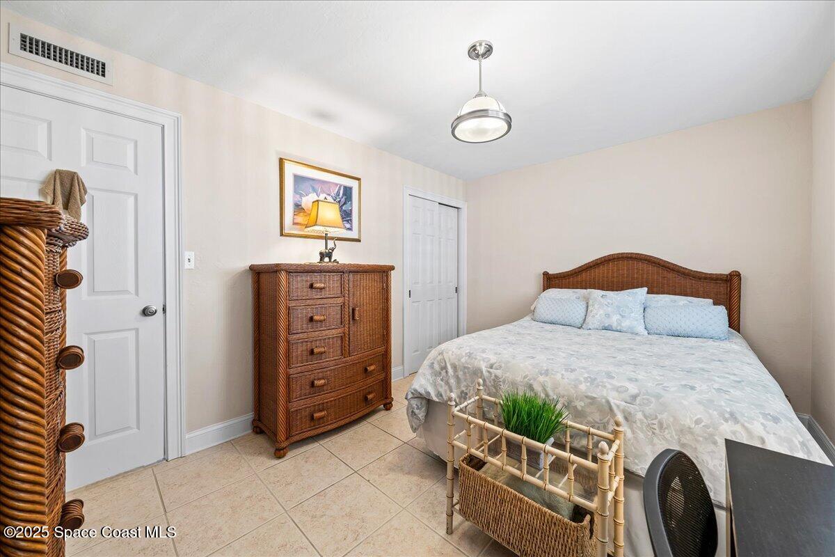 1195 Highway A1a, 211