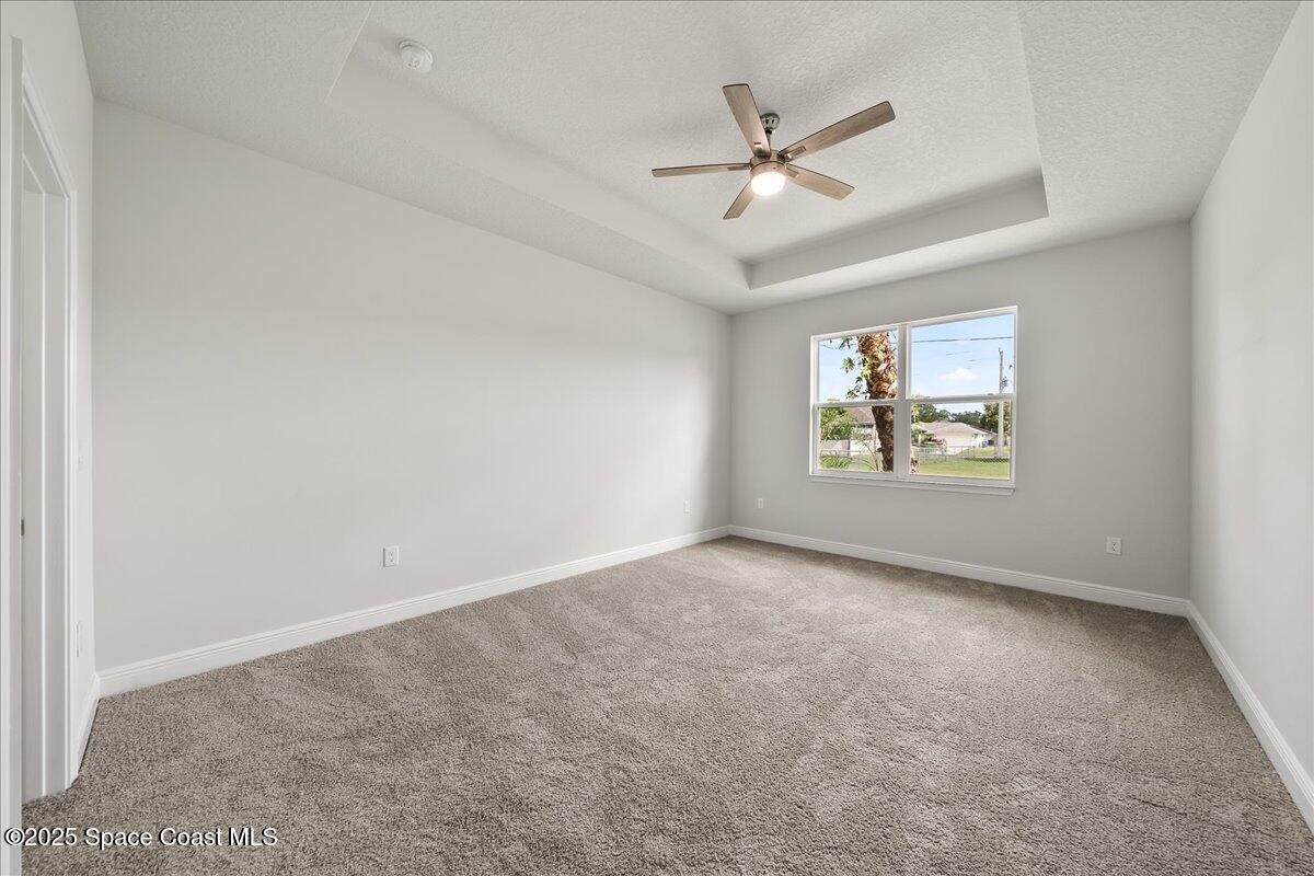 1611 Glendon Drive NE