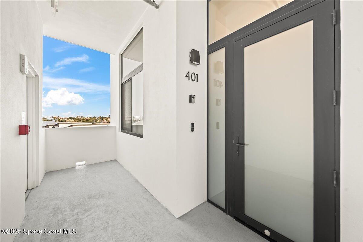 225 Strand Drive, 401