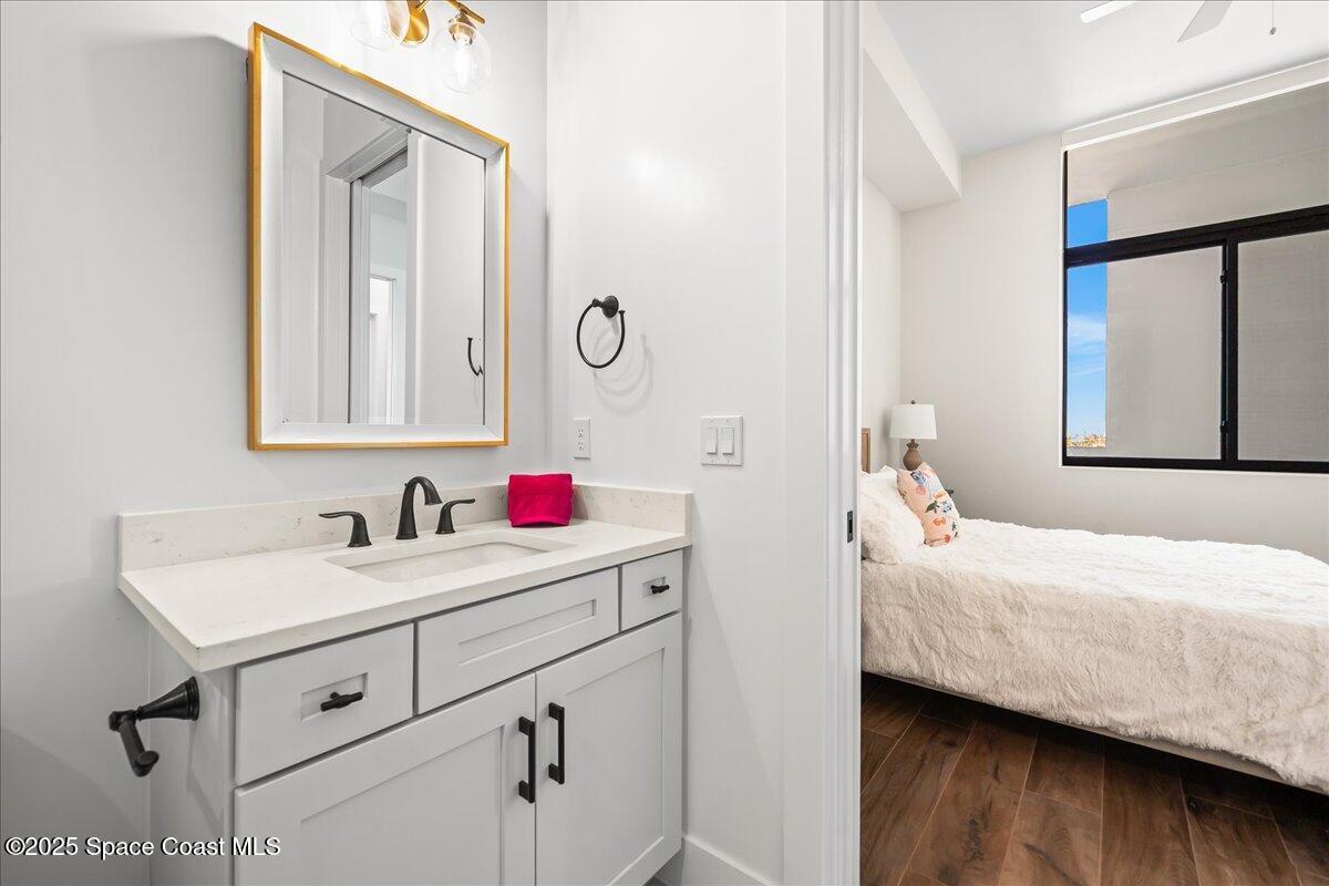 225 Strand Drive, 401
